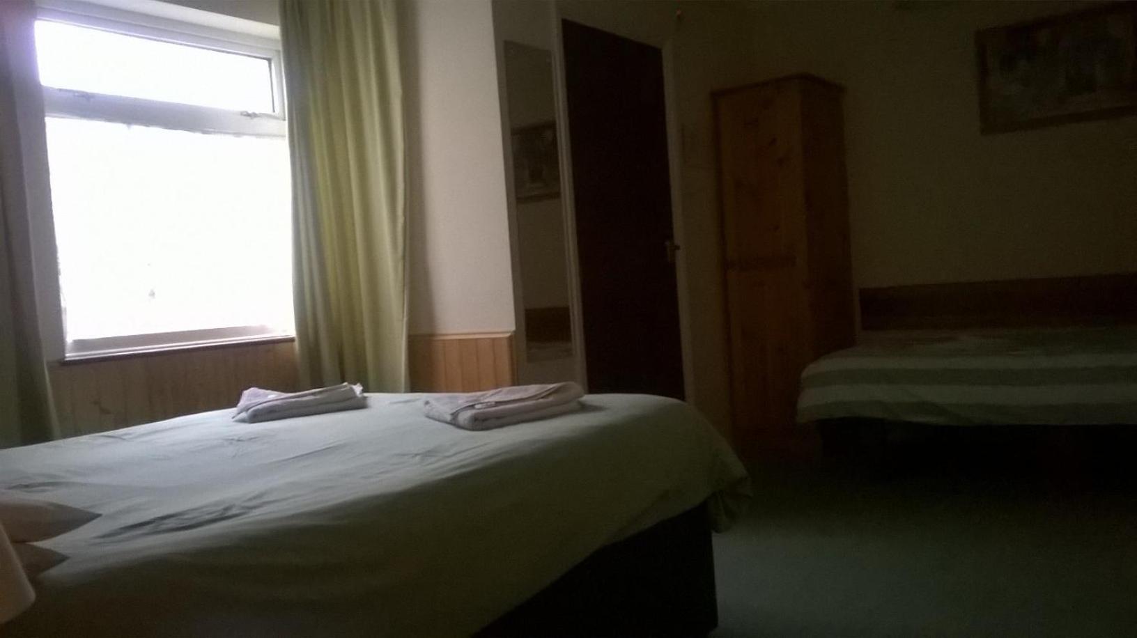 Carlton Lodge