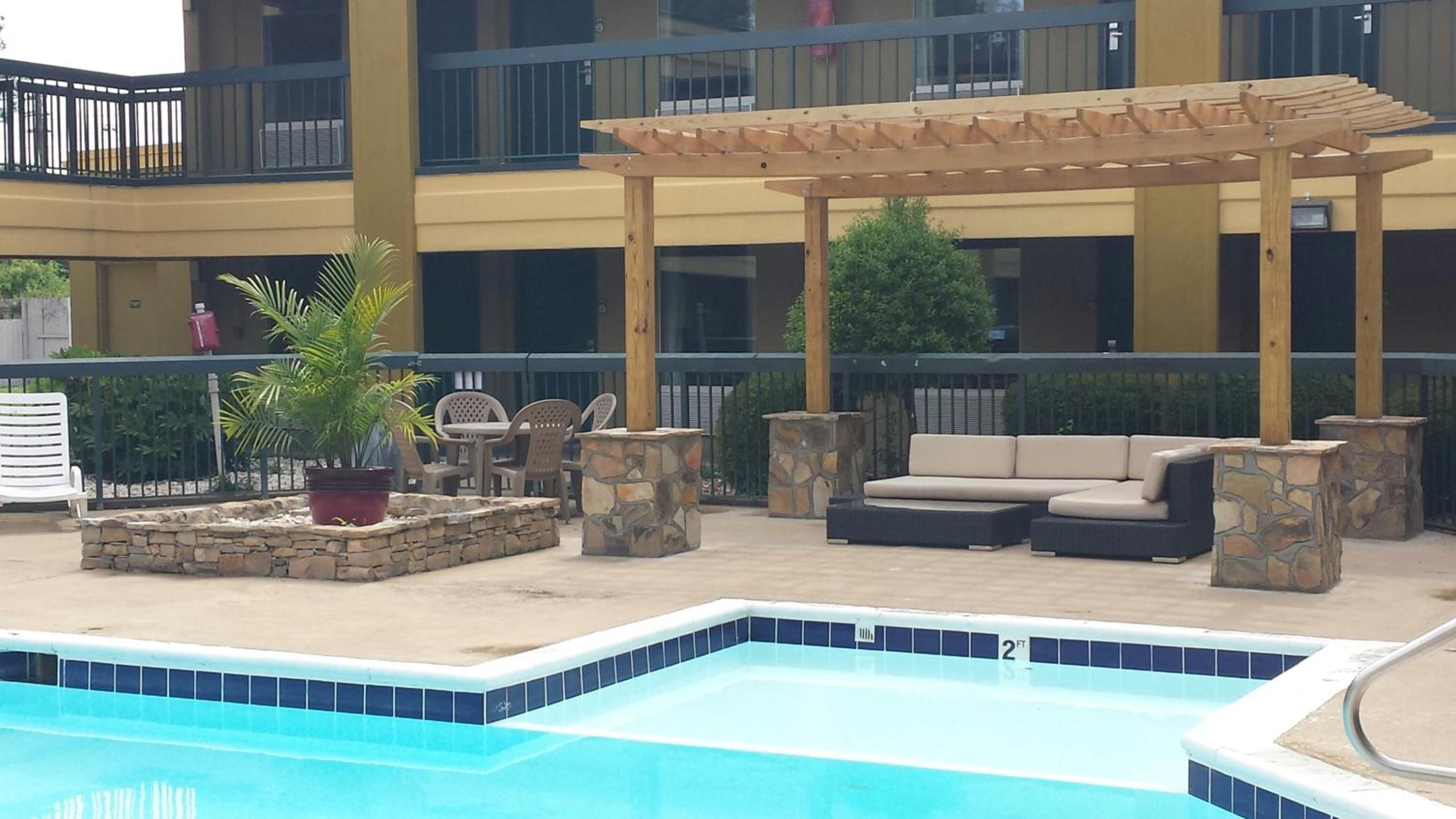Days Inn by Wyndham Attalla - Property Image 8