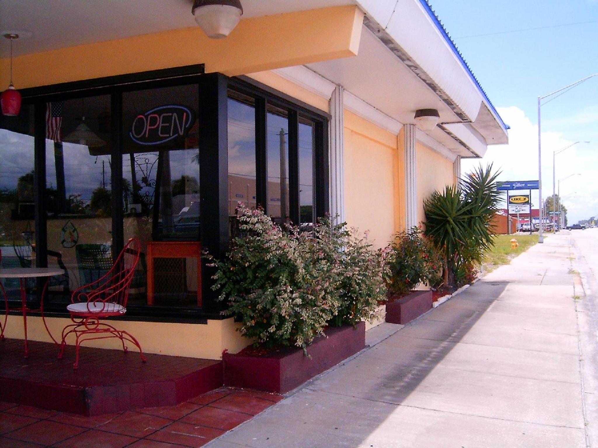 Budget Inn of Okeechobee view 4