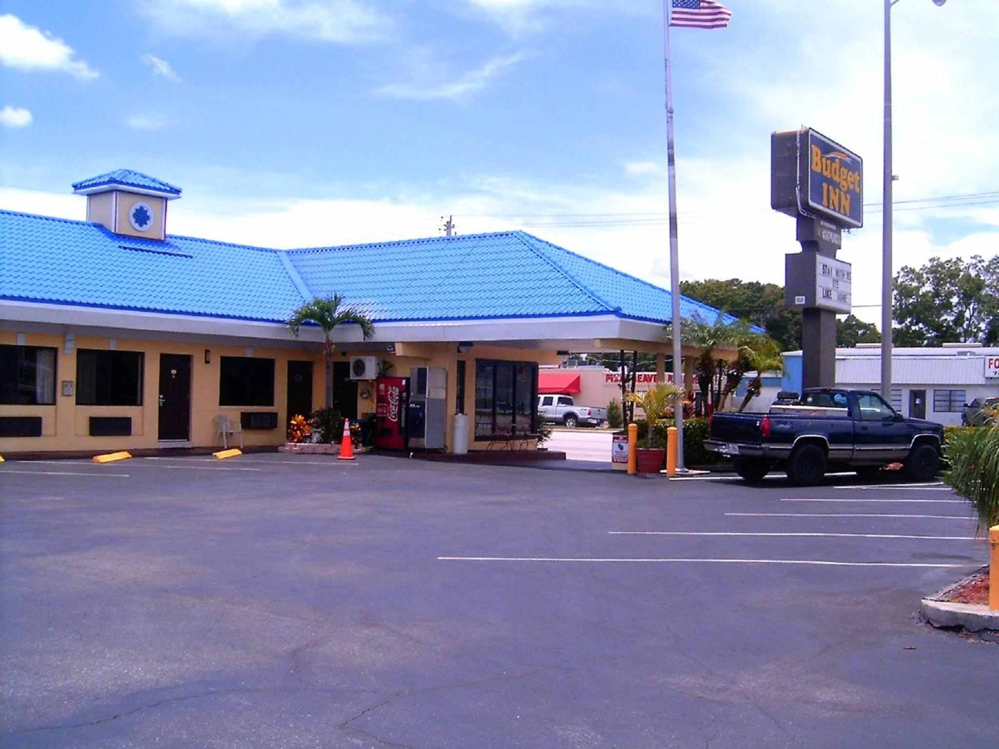 Budget Inn of Okeechobee view 5