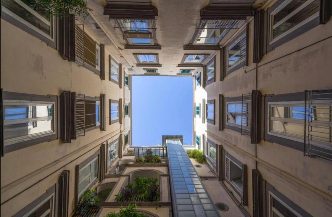 Chiaia Guest House — Naples