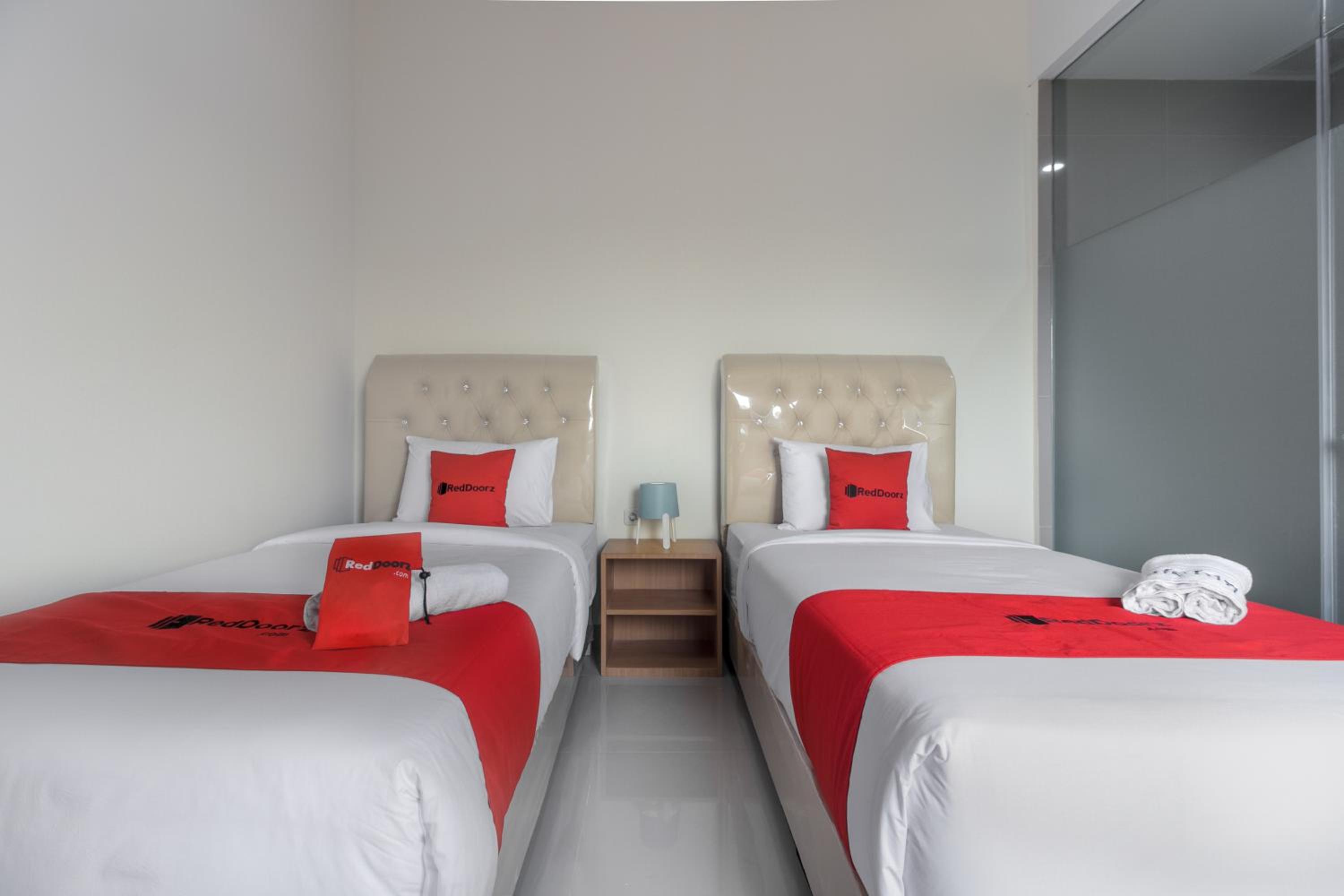 RedDoorz near Mall SKA Pekanbaru