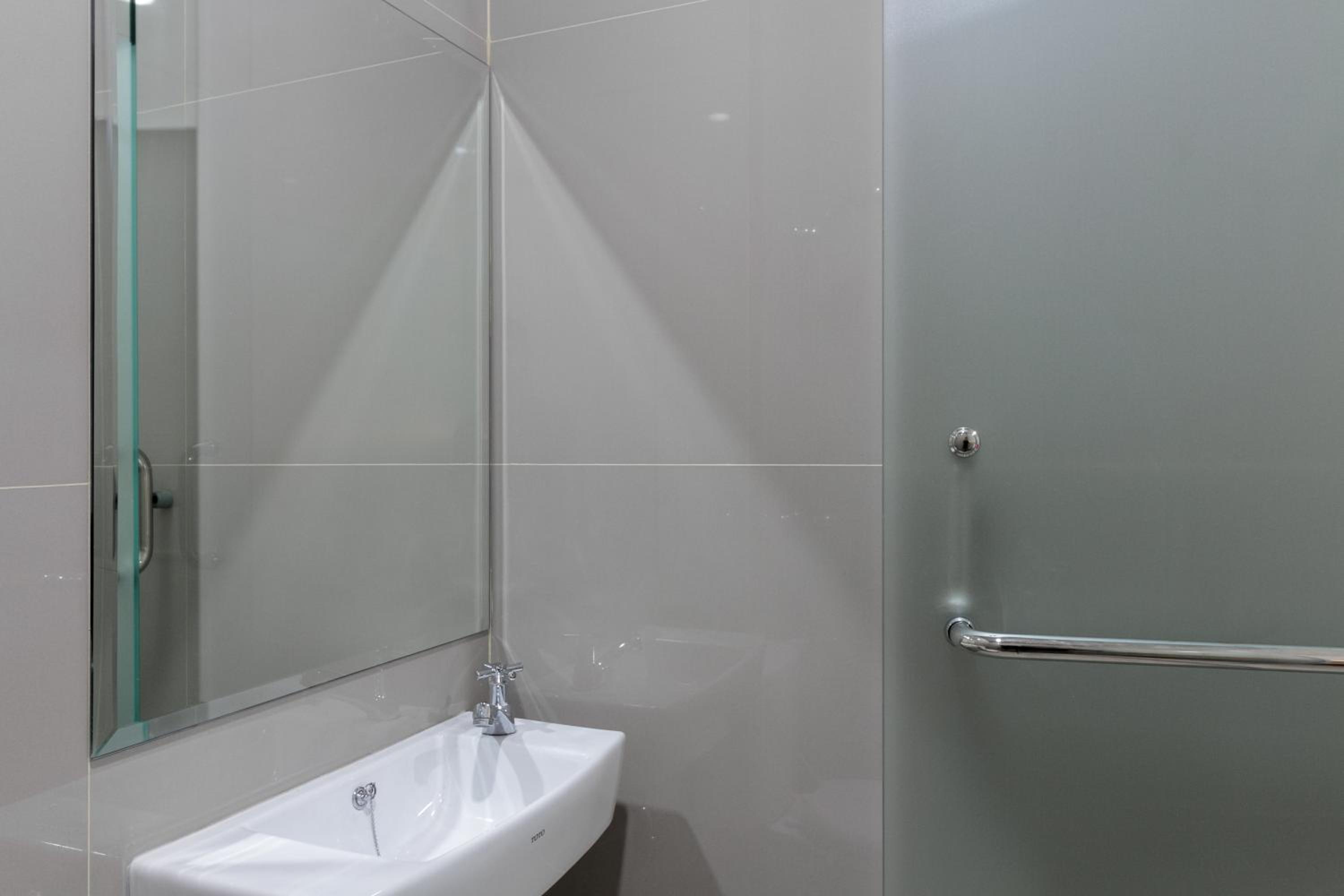 RedDoorz near Mall SKA Pekanbaru, 北干巴鲁 - 12