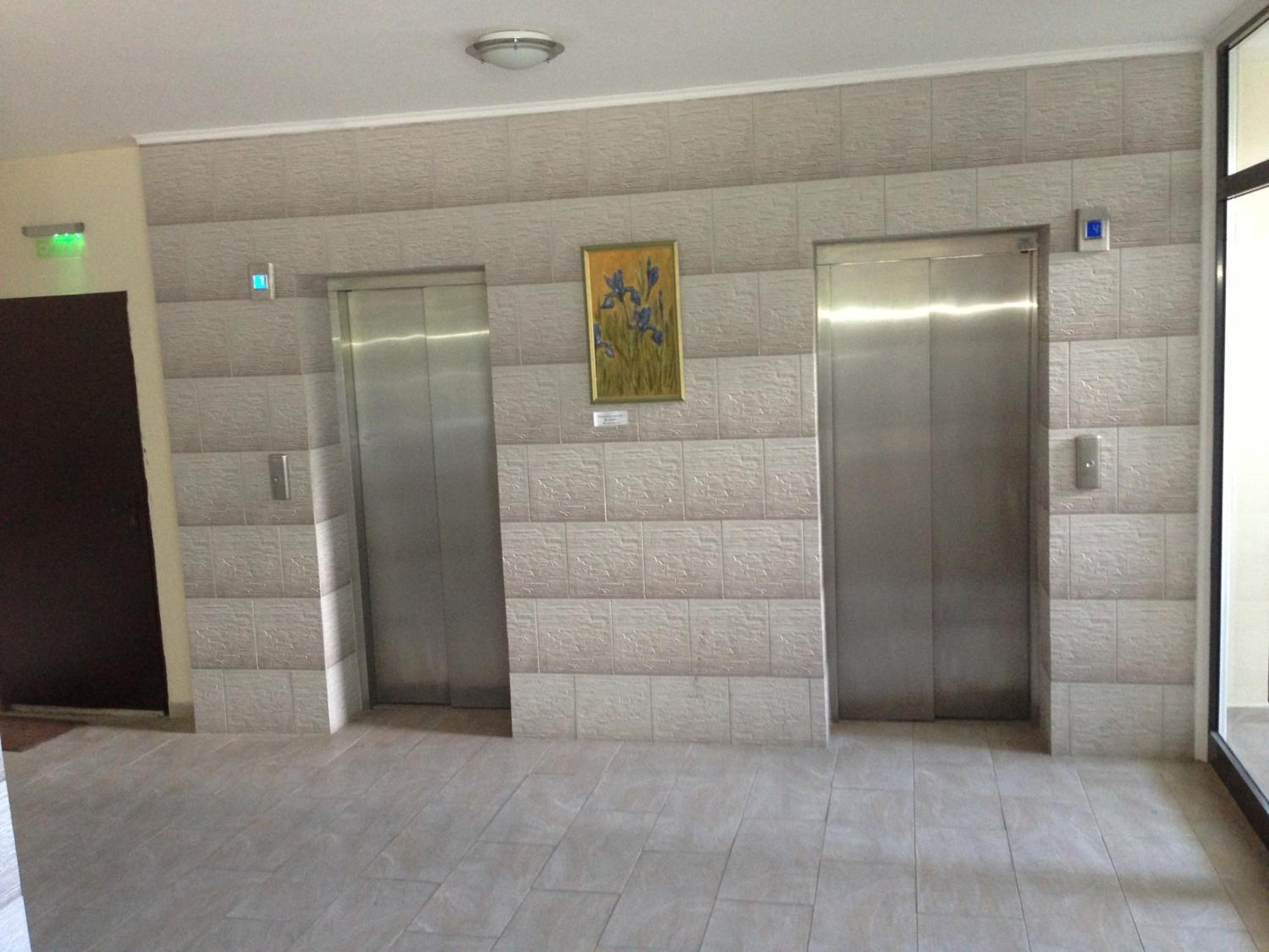 Dilov Apartments in Yalta Golden Sands