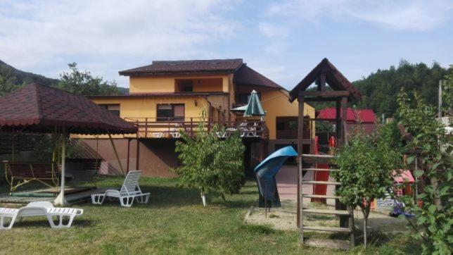 Pensiunea Miruna Slănic Moldova view 2