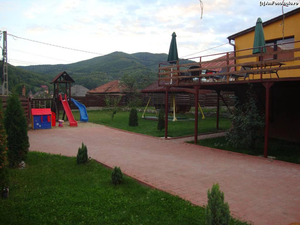 Photo 17