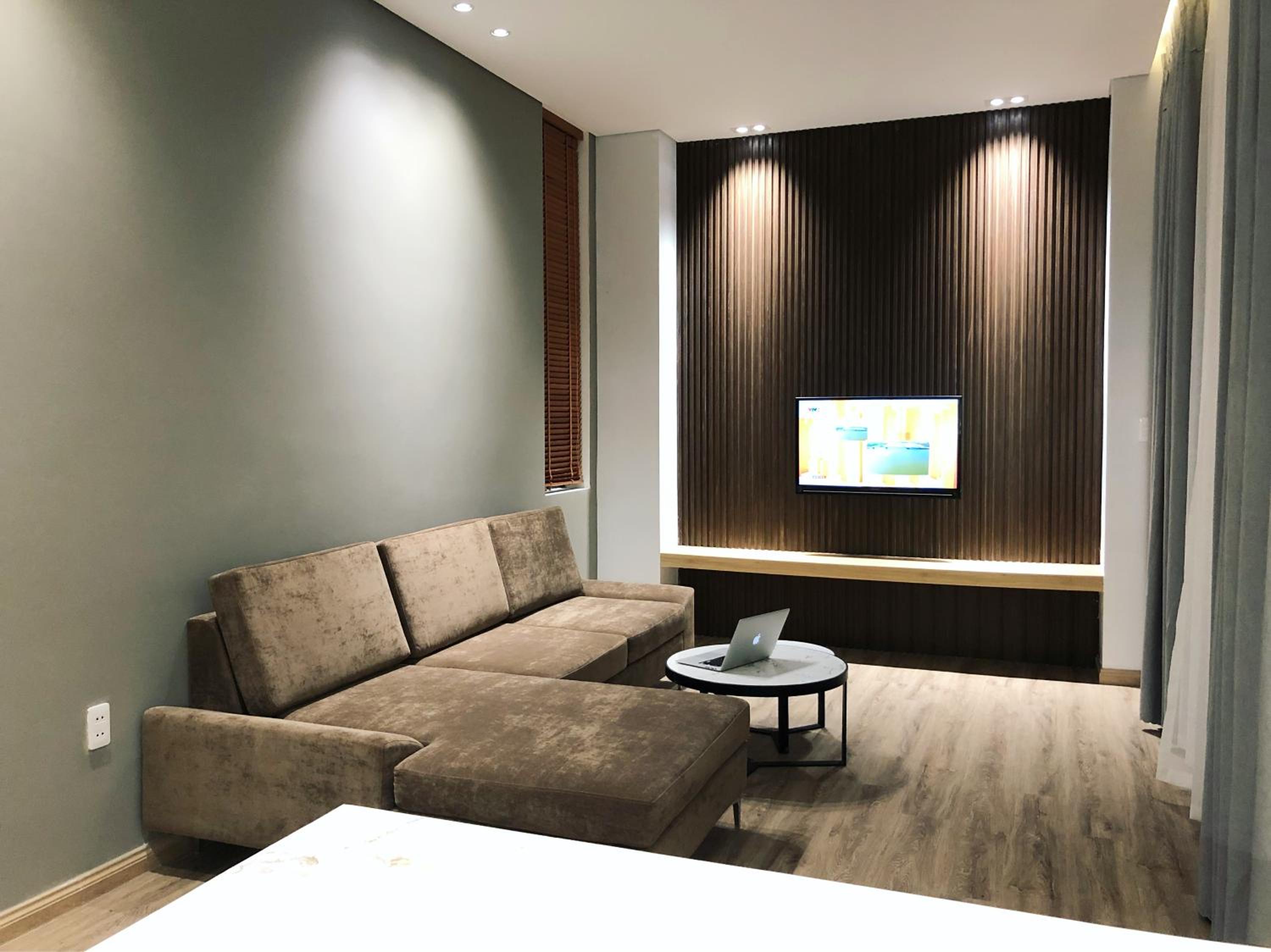 Khe Suites Le Lai Apartment - Self Check-in with Lockbox view 3