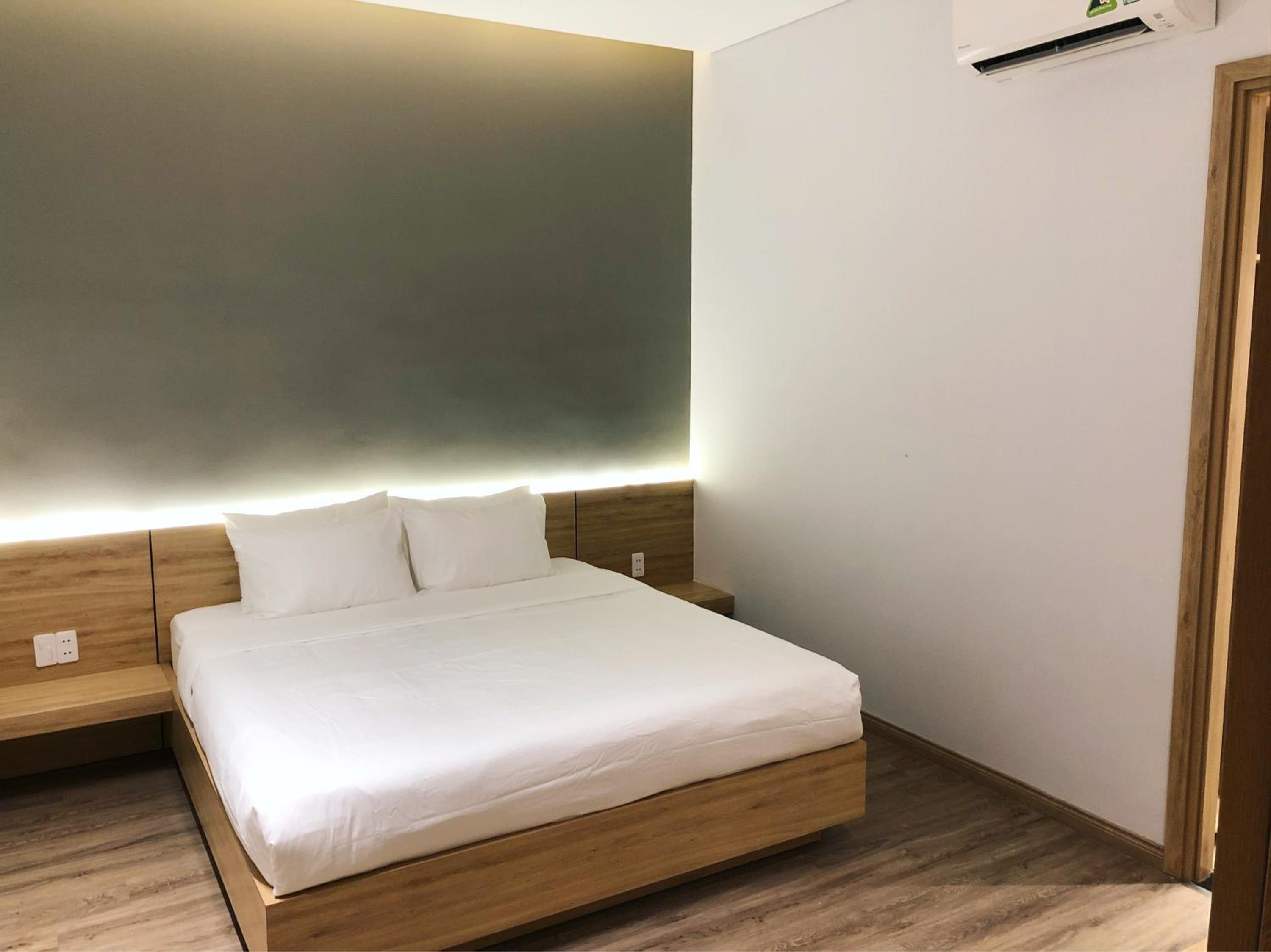 Khe Suites Le Lai Apartment - Self Check-in with Lockbox view 5