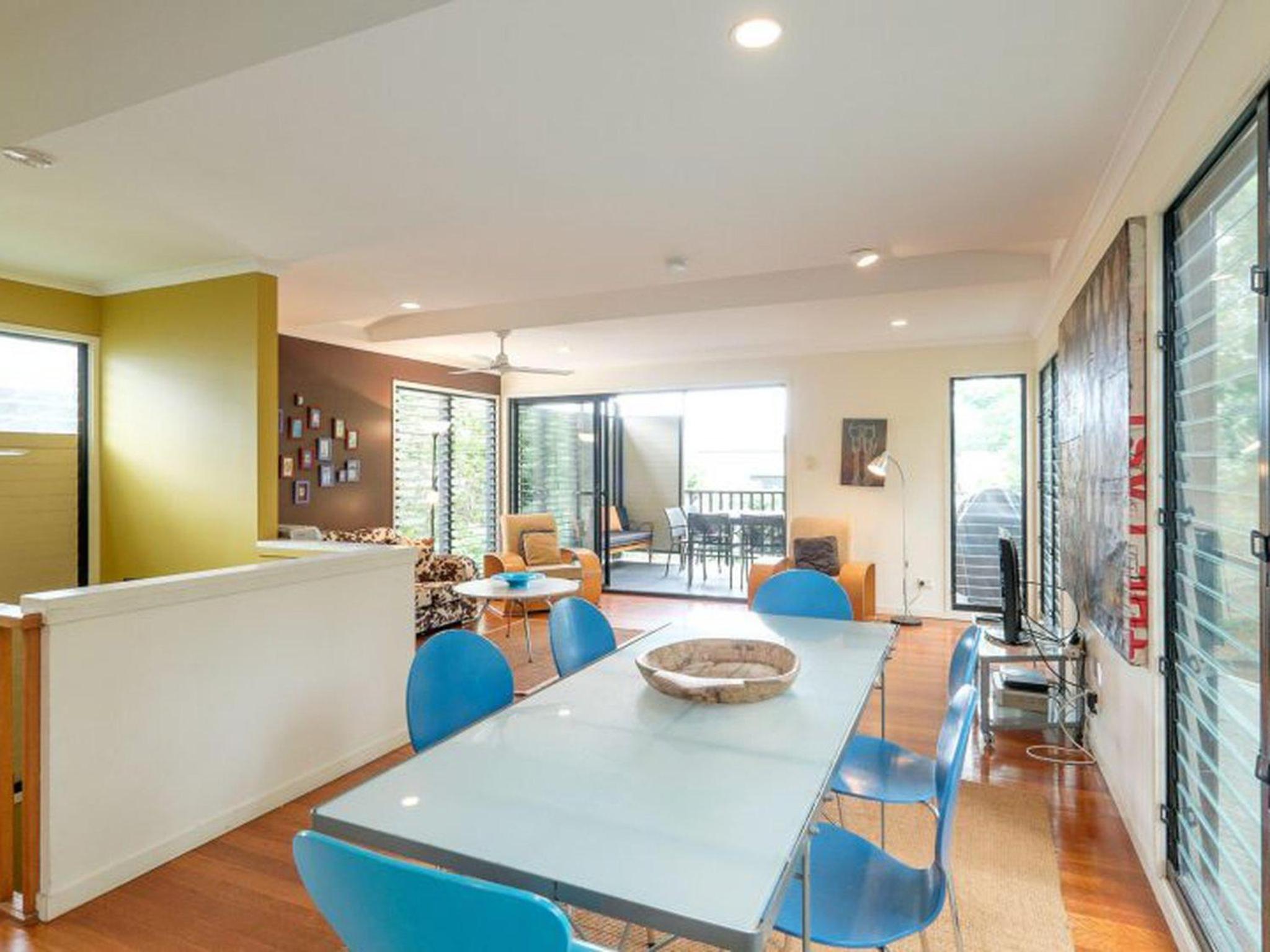 Straddie Beach House 2 by Discover Stradbroke - Property Image 12