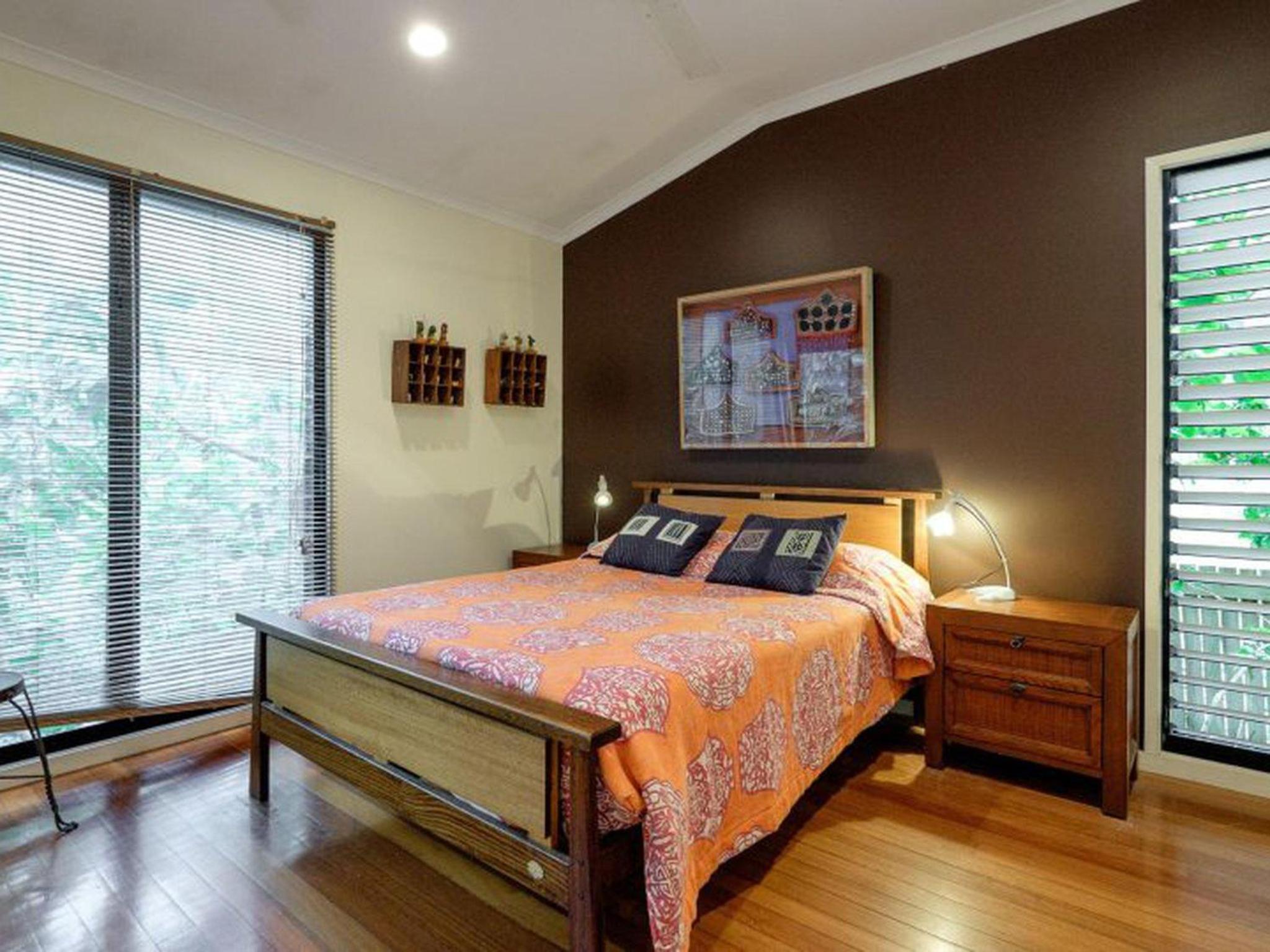 Straddie Beach House 2 by Discover Stradbroke - Property Image 18