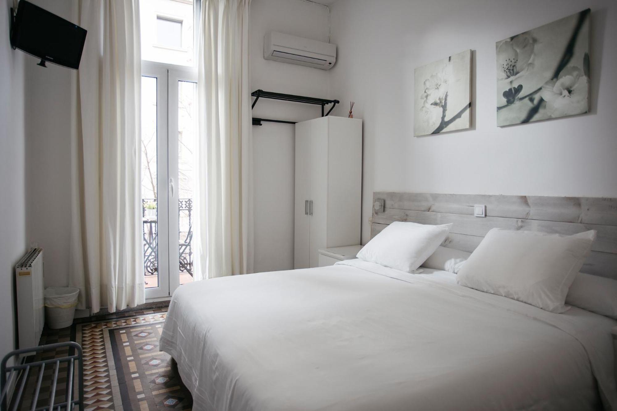 Hostal Eixample