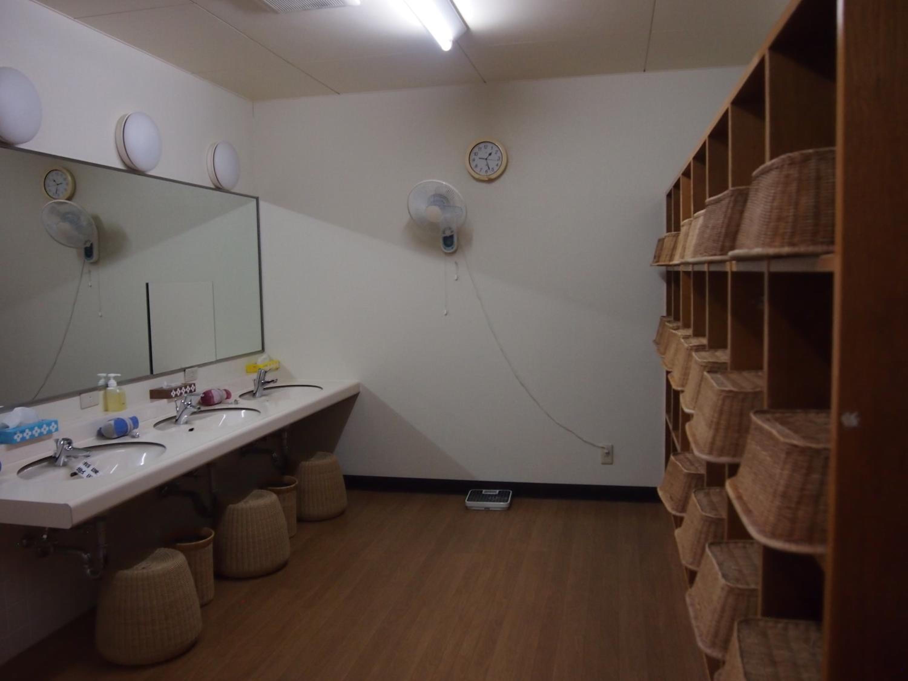 Tashiro Annex