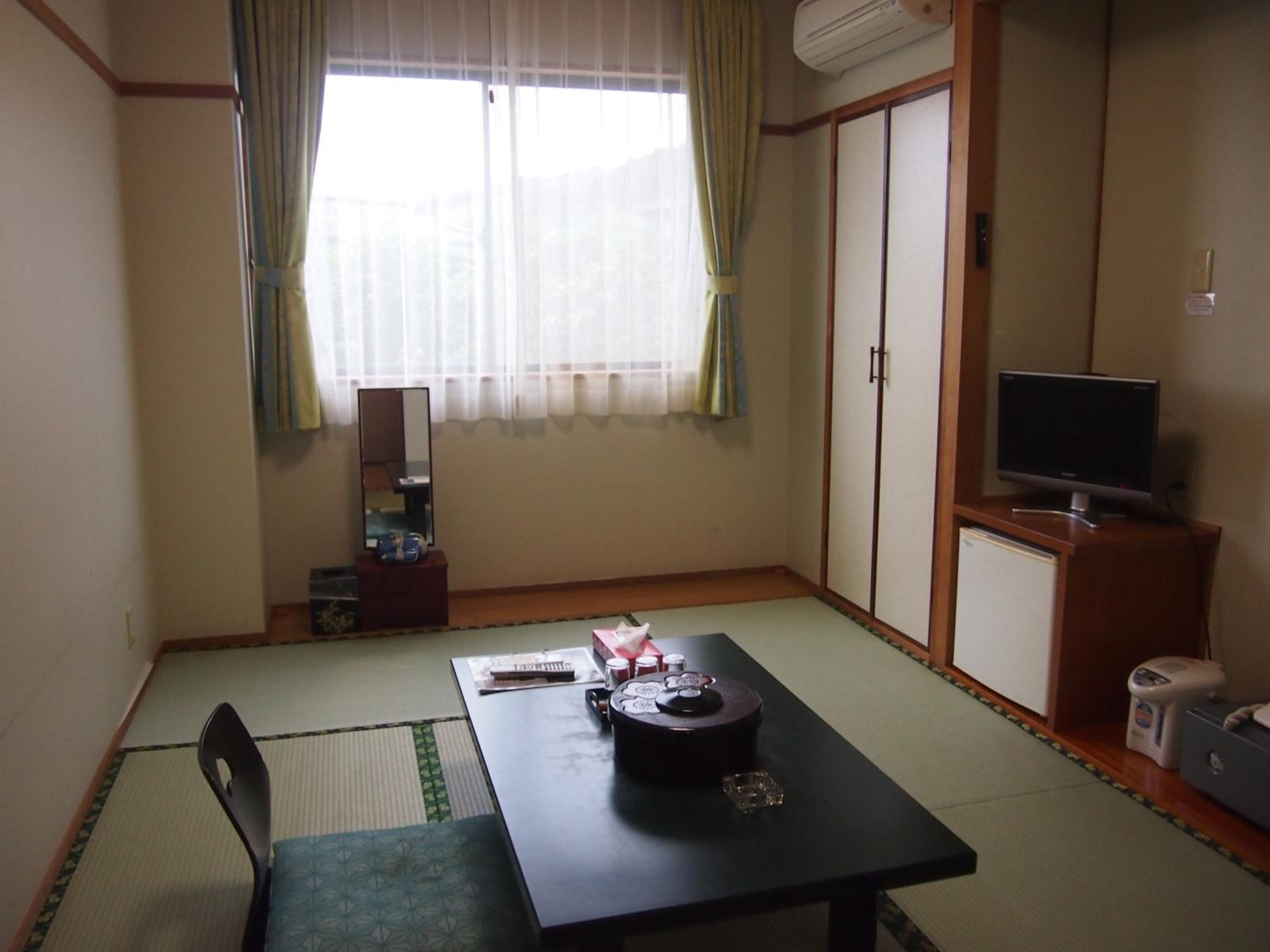 Tashiro Annex