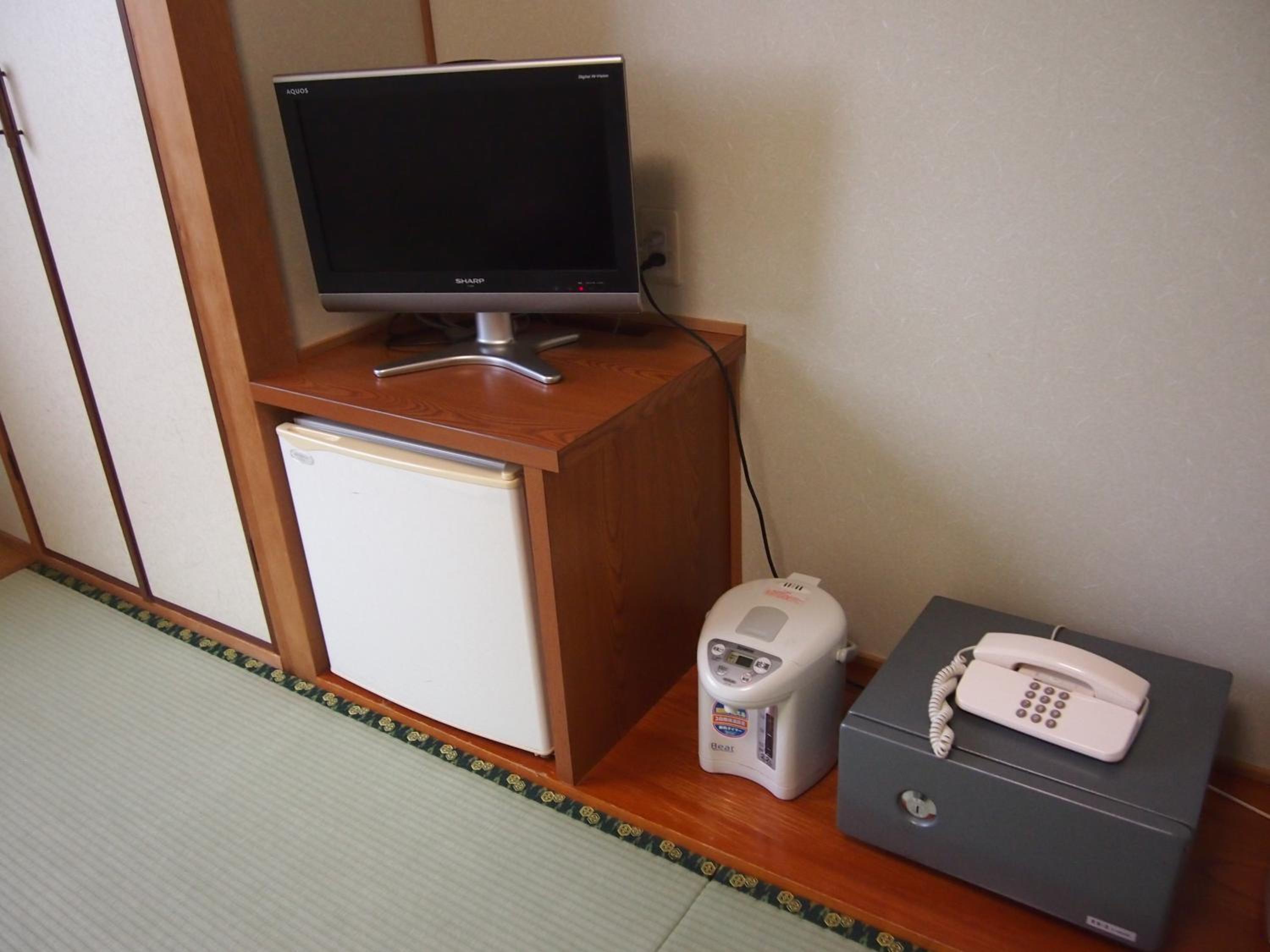 Tashiro Annex