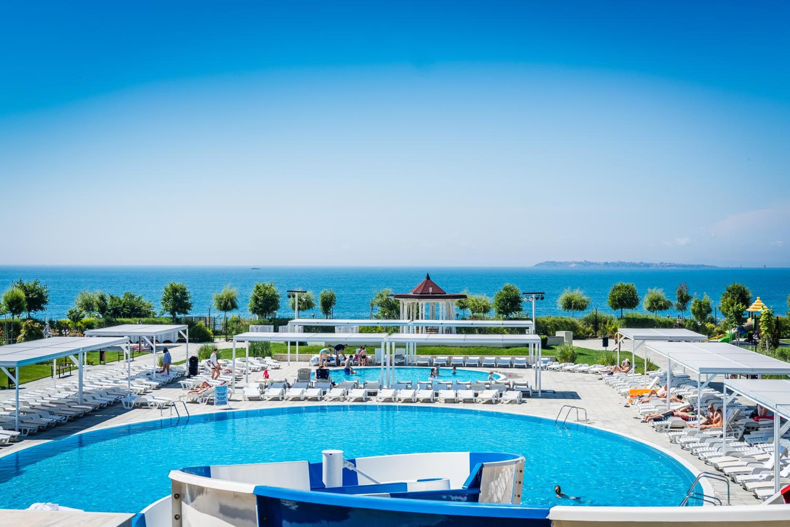 Premier Fort Beach Hotel
