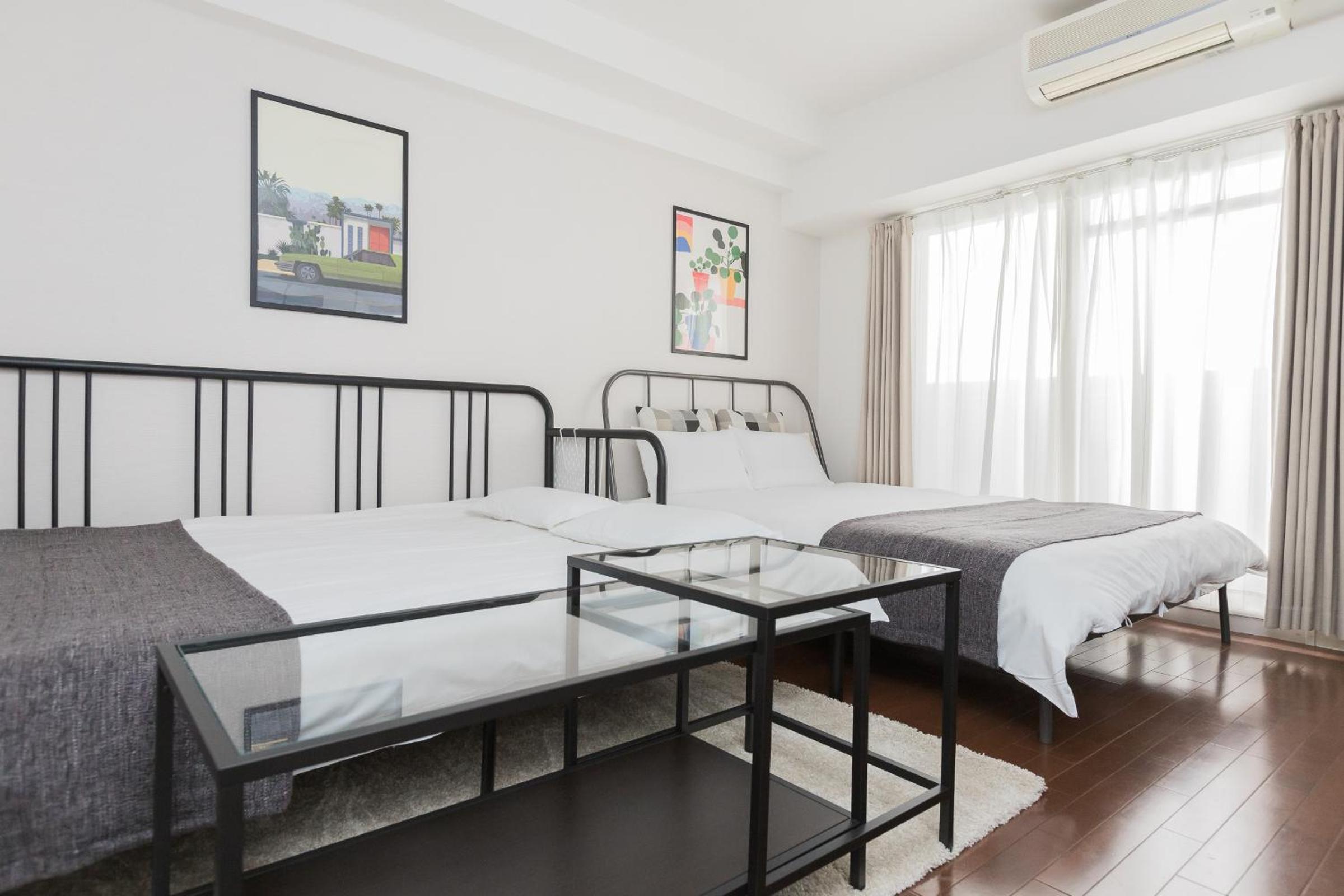 Nanba West Sakuragawa Station Apartment