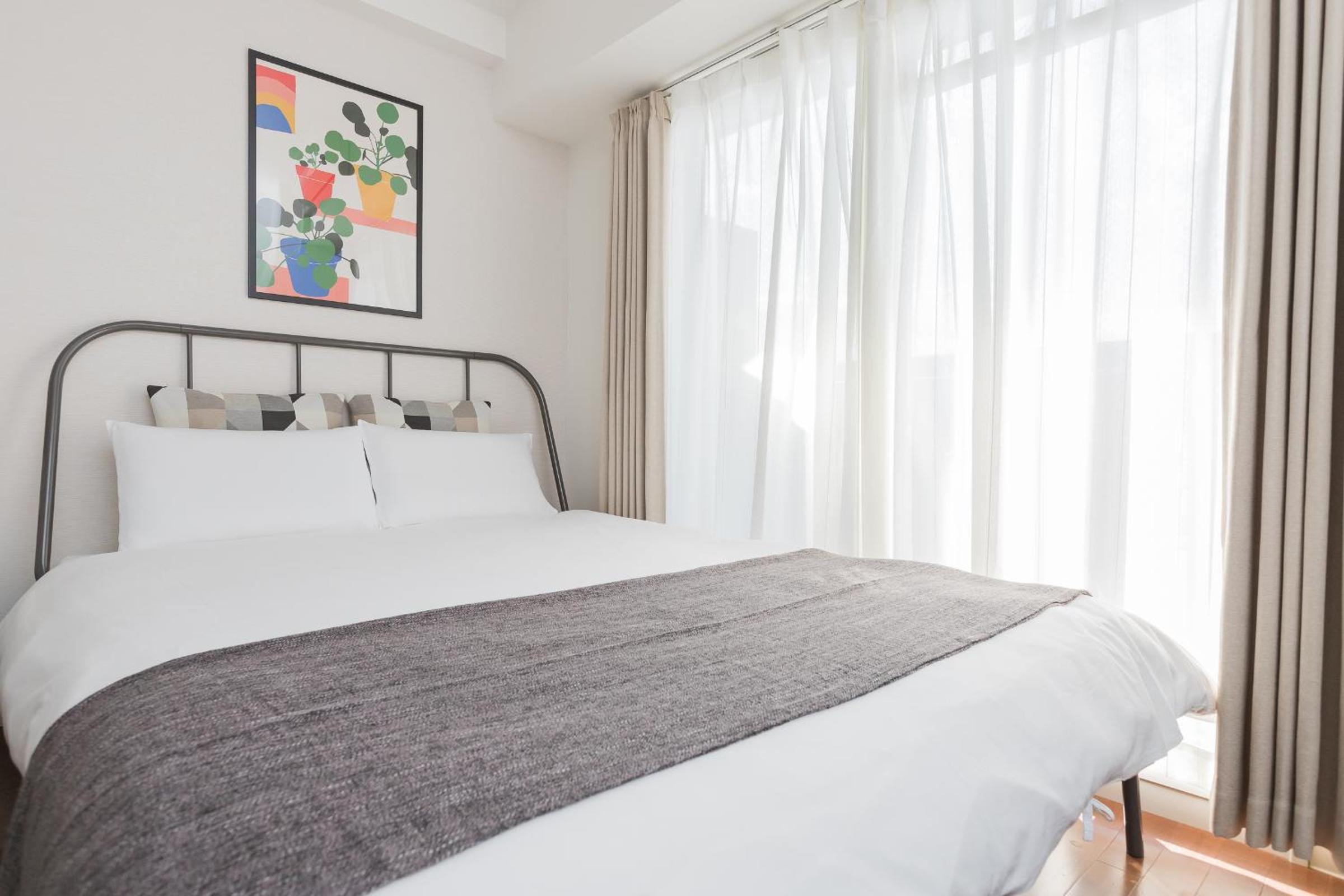 Nanba West Sakuragawa Station Apartment