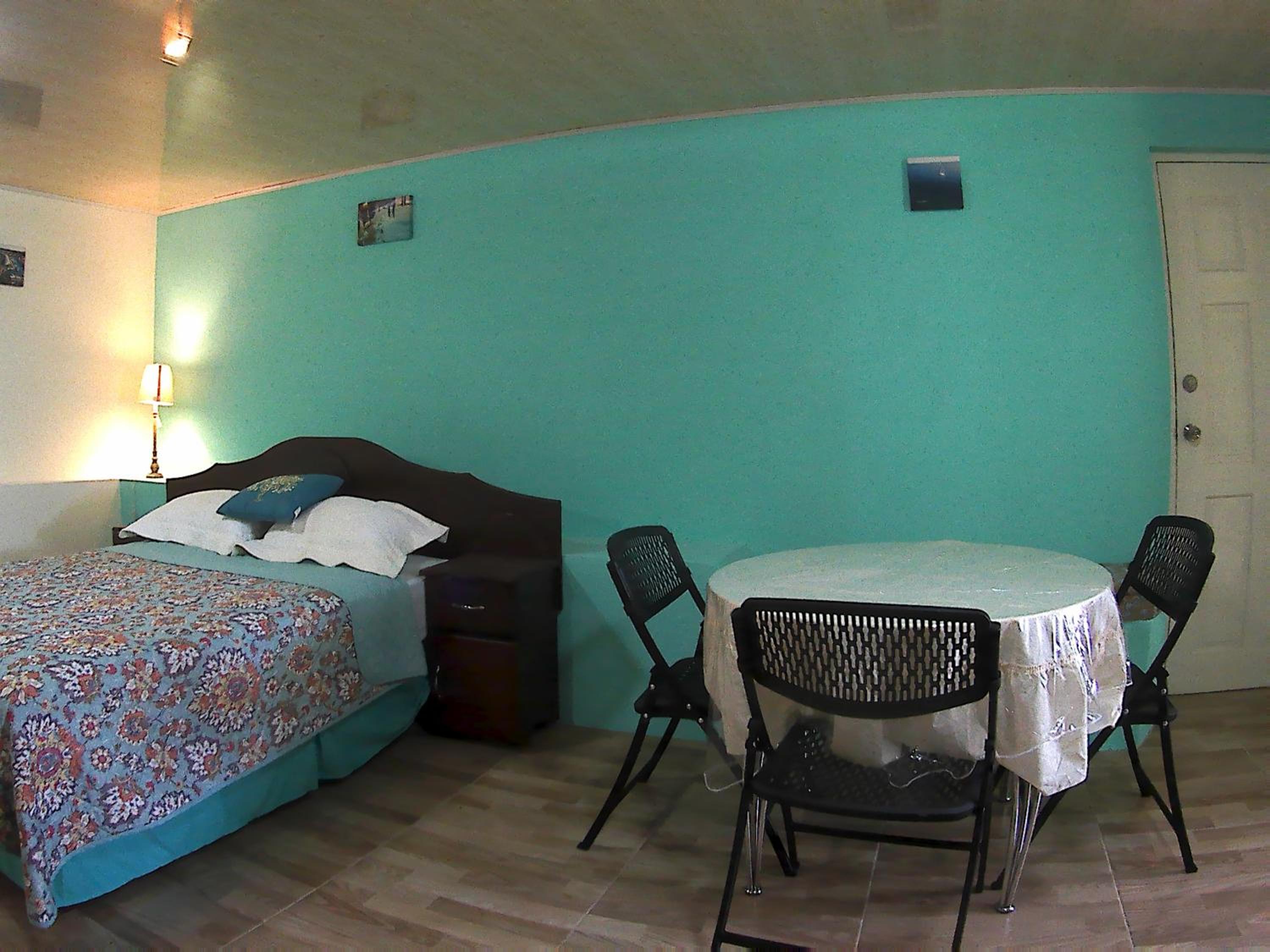 Photo 8