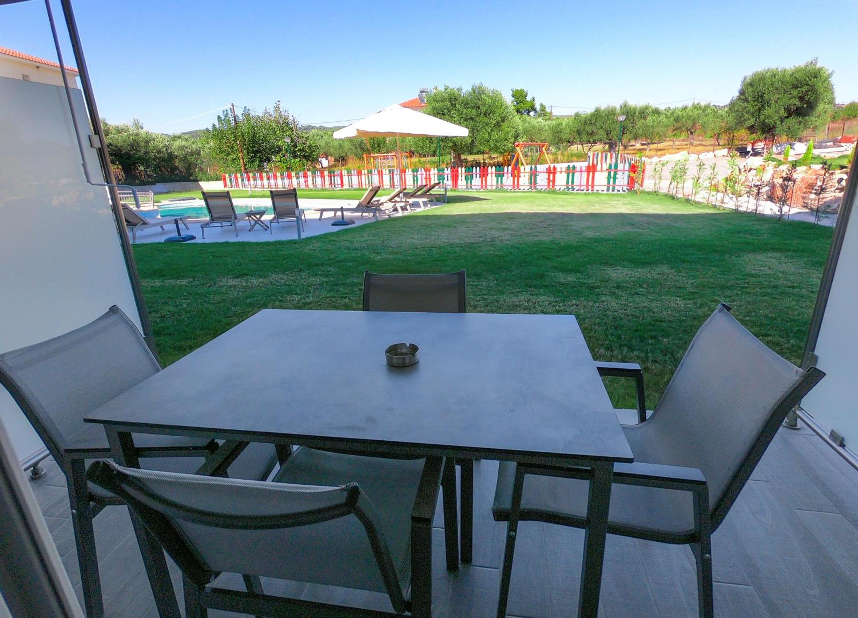 Finikas Garden Beach Resort Nikiti
