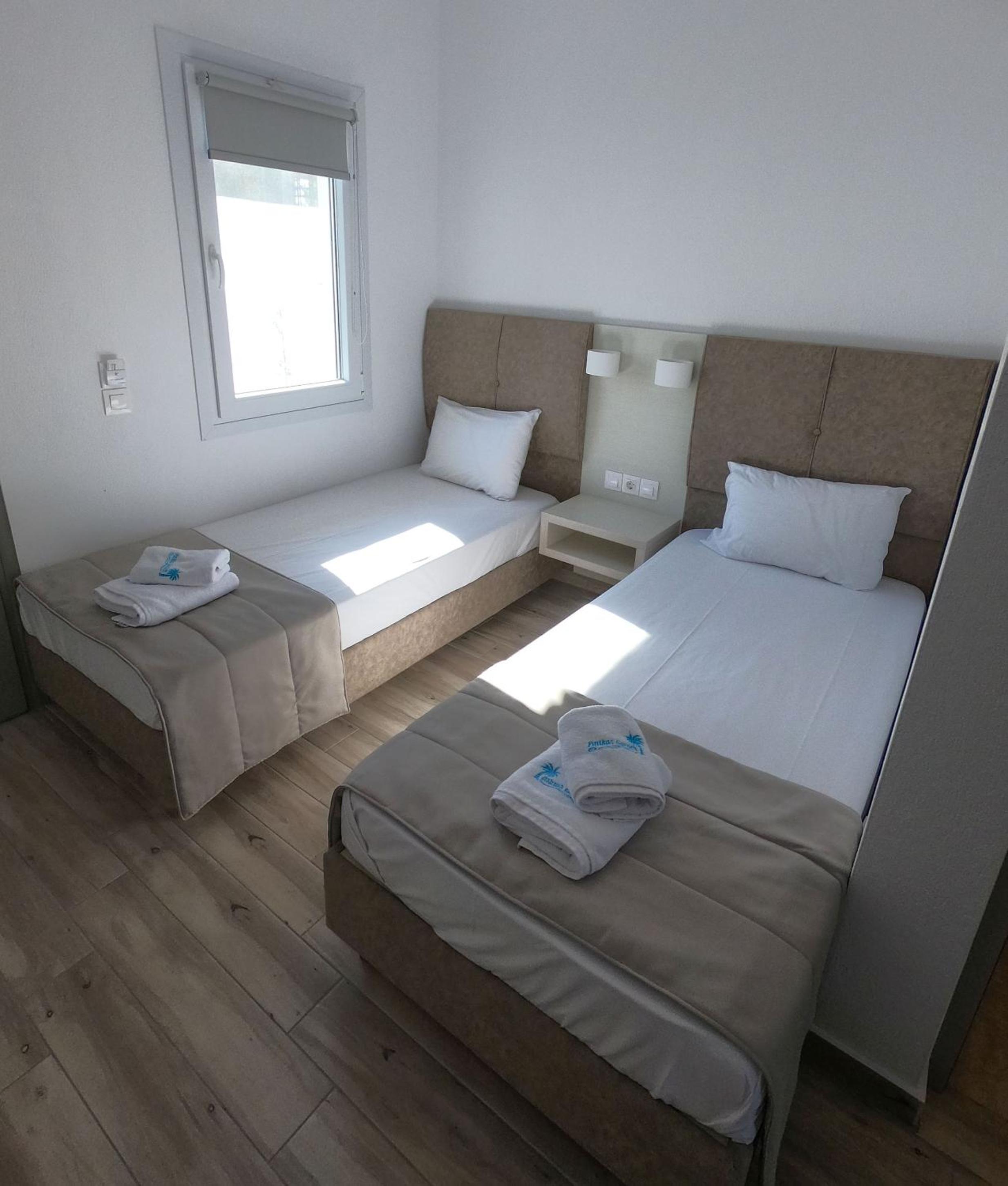 Finikas Garden Beach Resort Nikiti