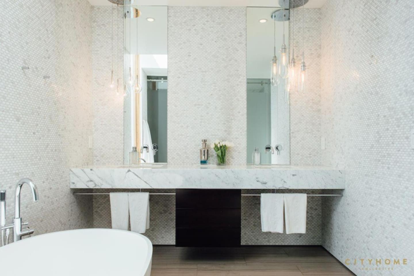 Designer Style Luxury MODERN 5 Star Salt Lake City view 2