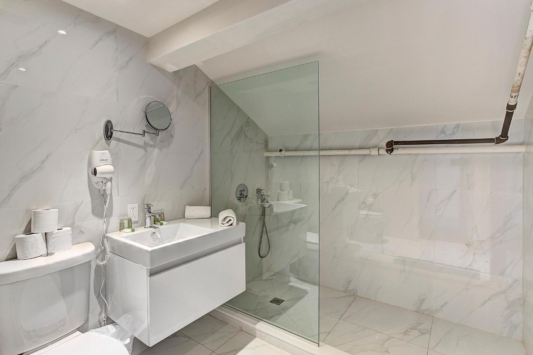 Saint Sulpice Lofts by Bakan - Old Montreal