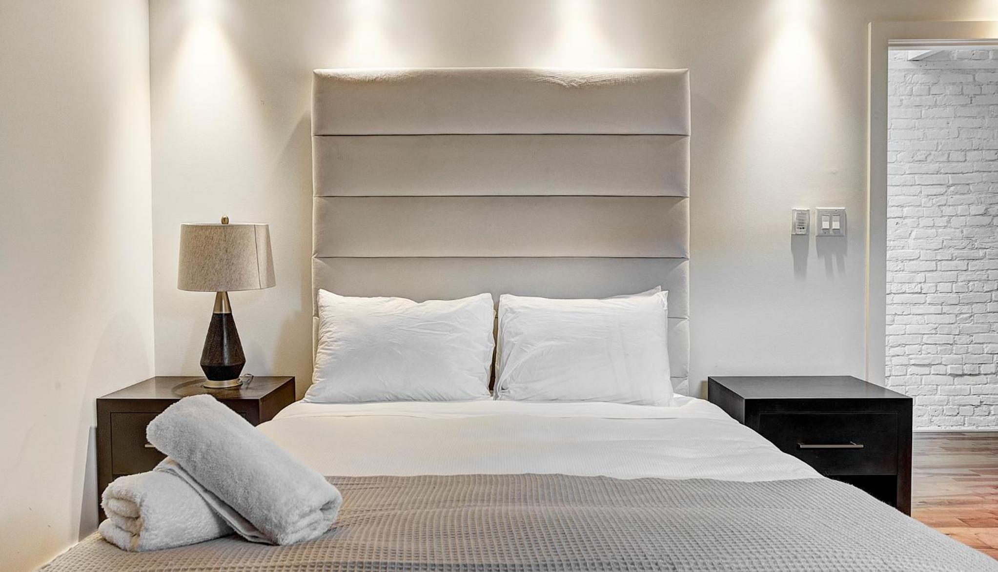 Saint Sulpice Lofts by Bakan - Old Montreal