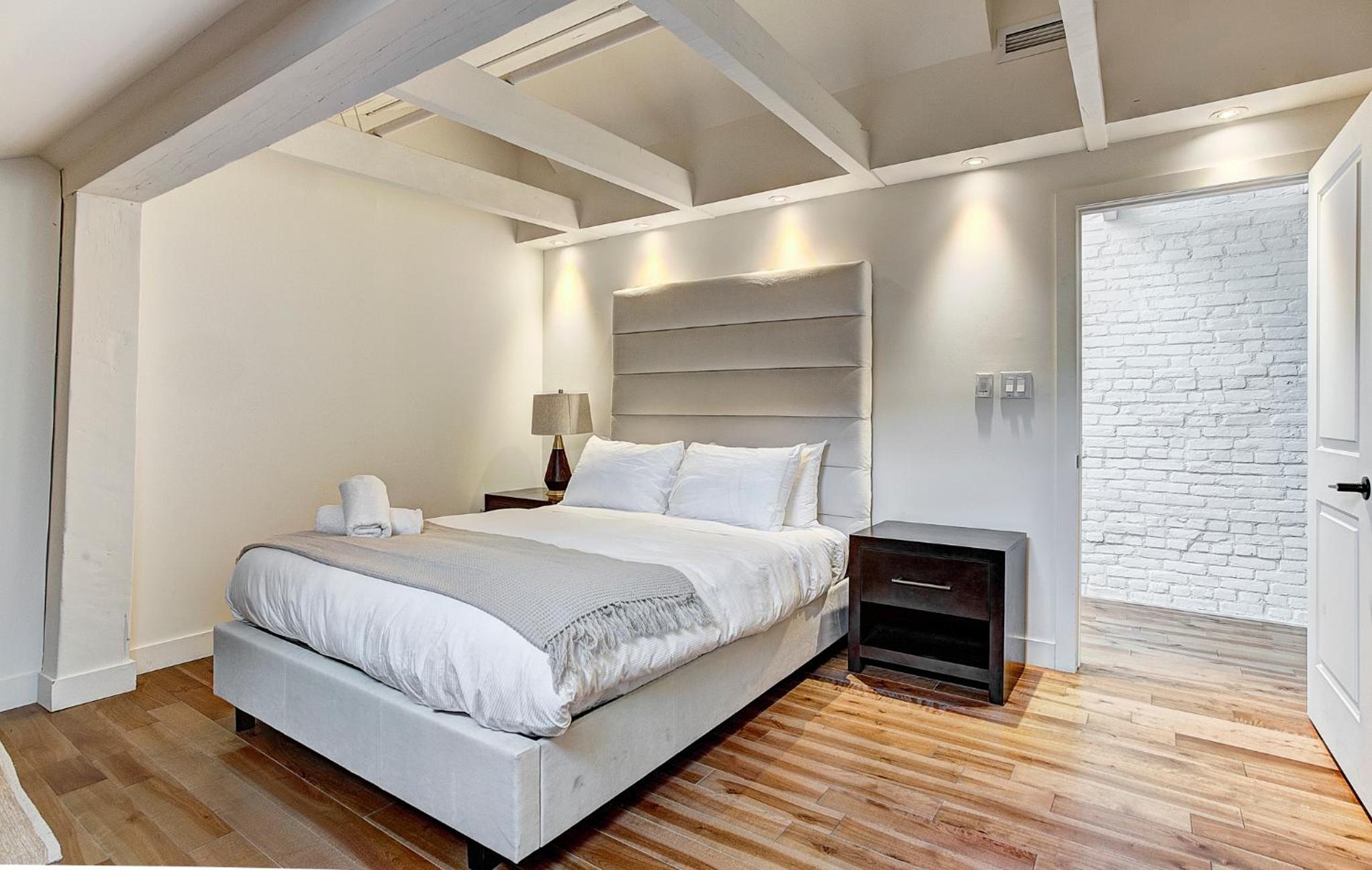 Saint Sulpice Lofts by Bakan - Old Montreal