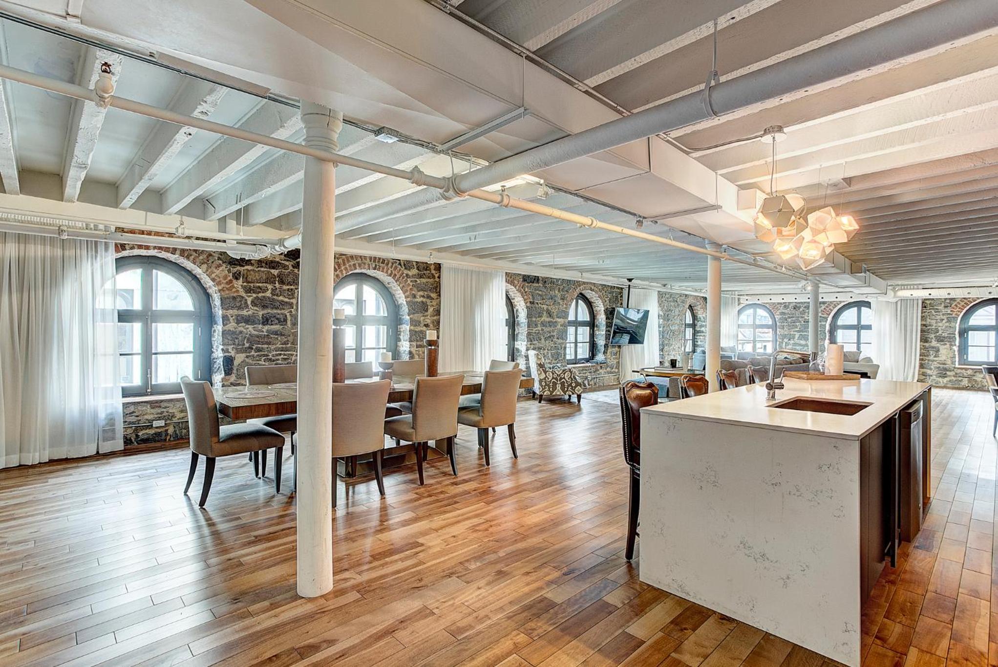 Saint Sulpice Lofts by Bakan - Old Montreal