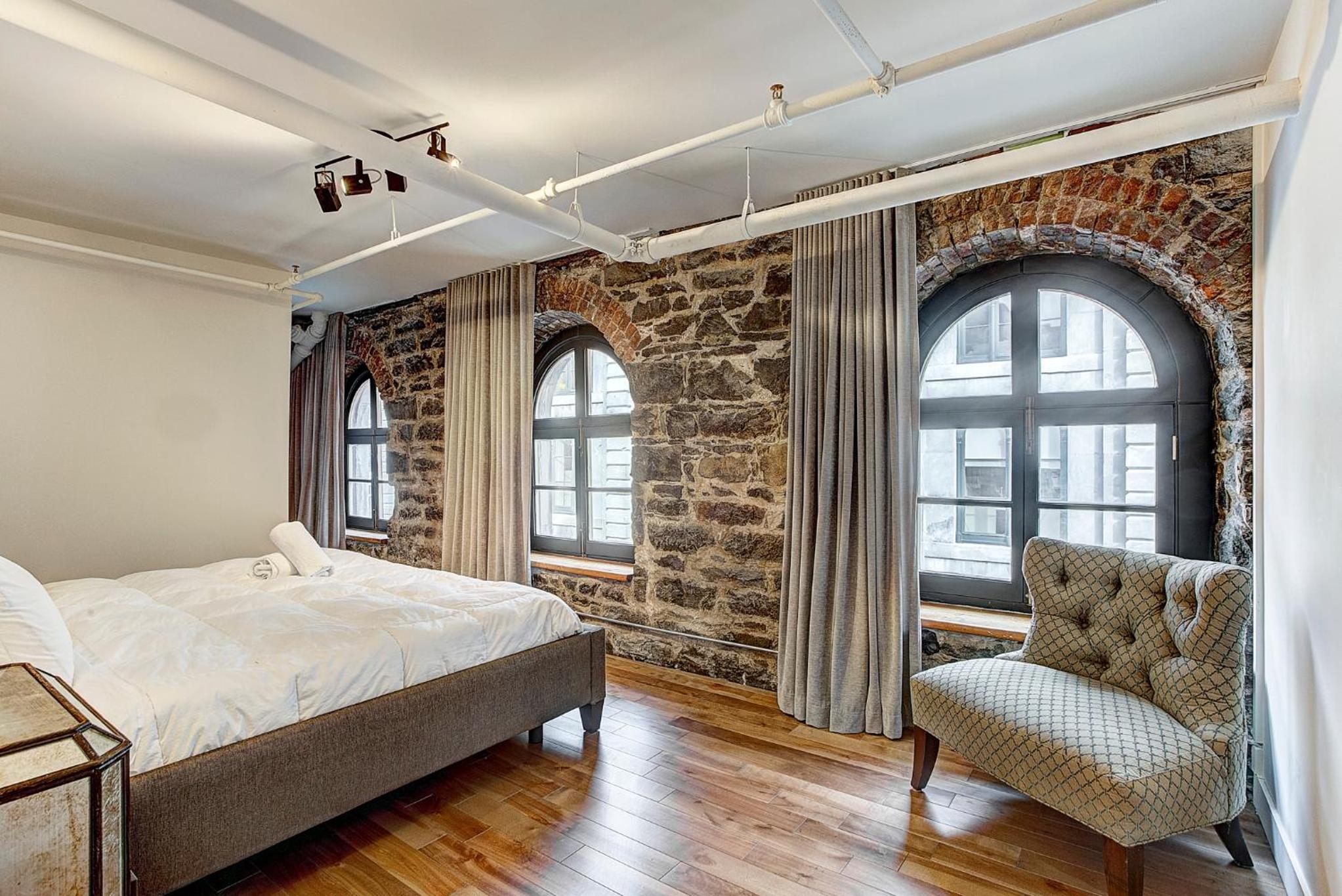 Saint Sulpice Lofts by Bakan - Old Montreal