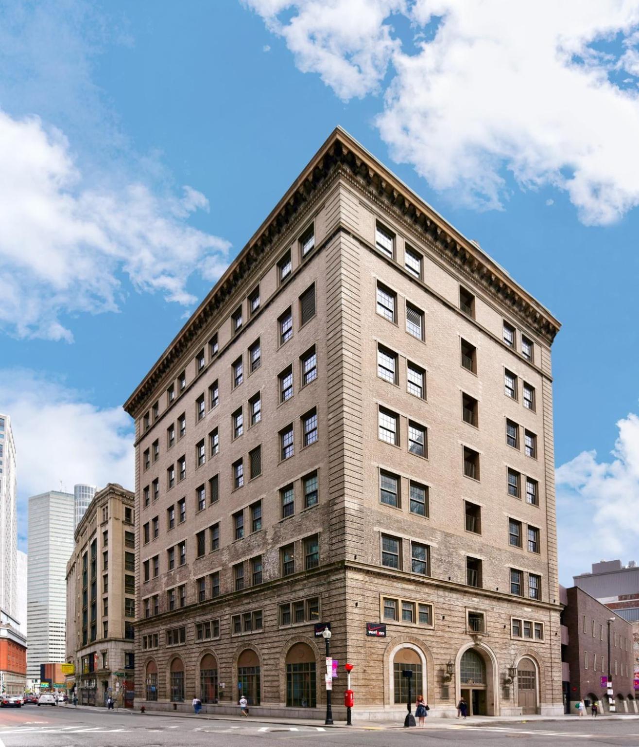 Hotel Global Luxury Suites Downtown Boston - Image 1