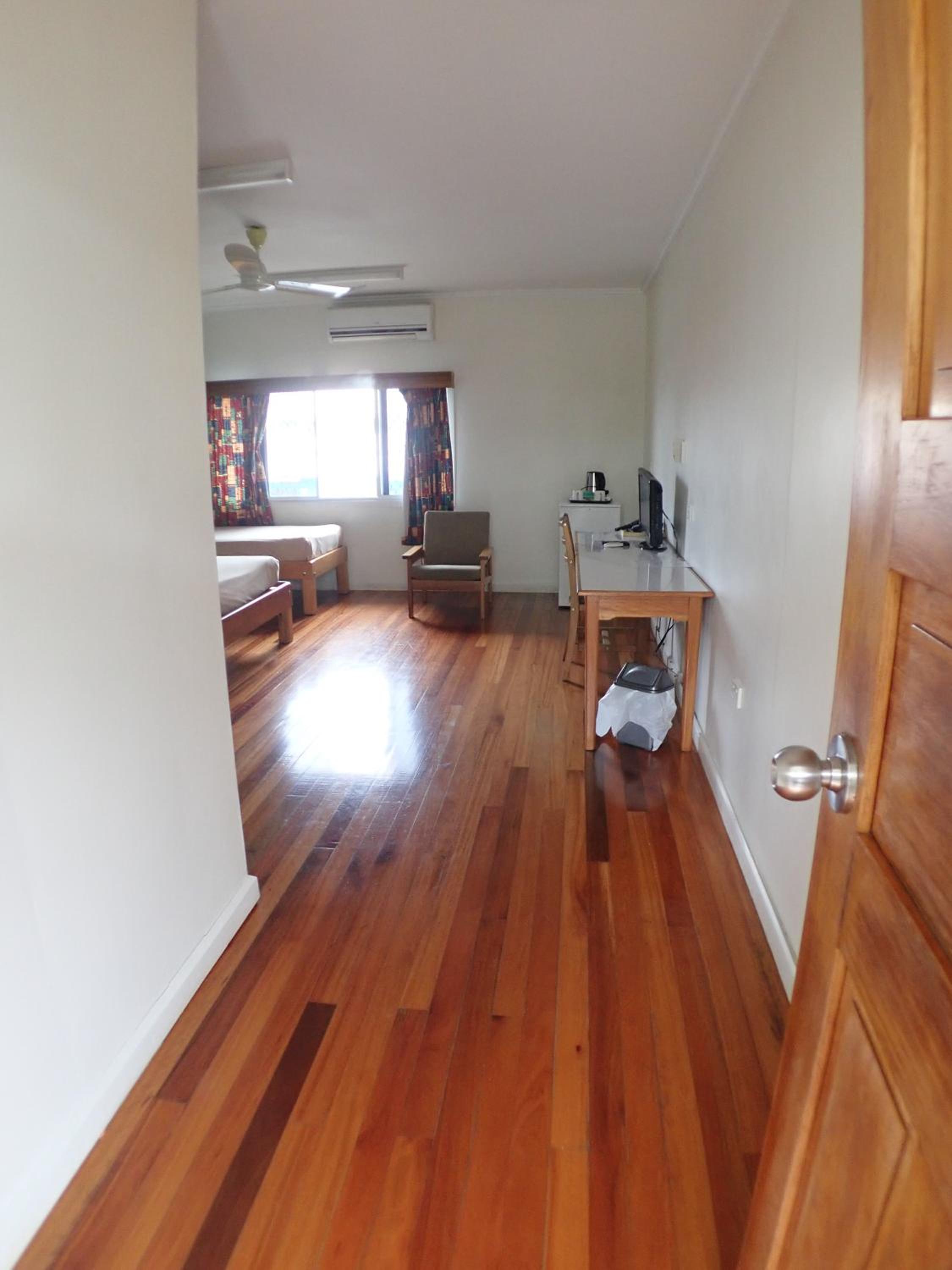 Photo 16