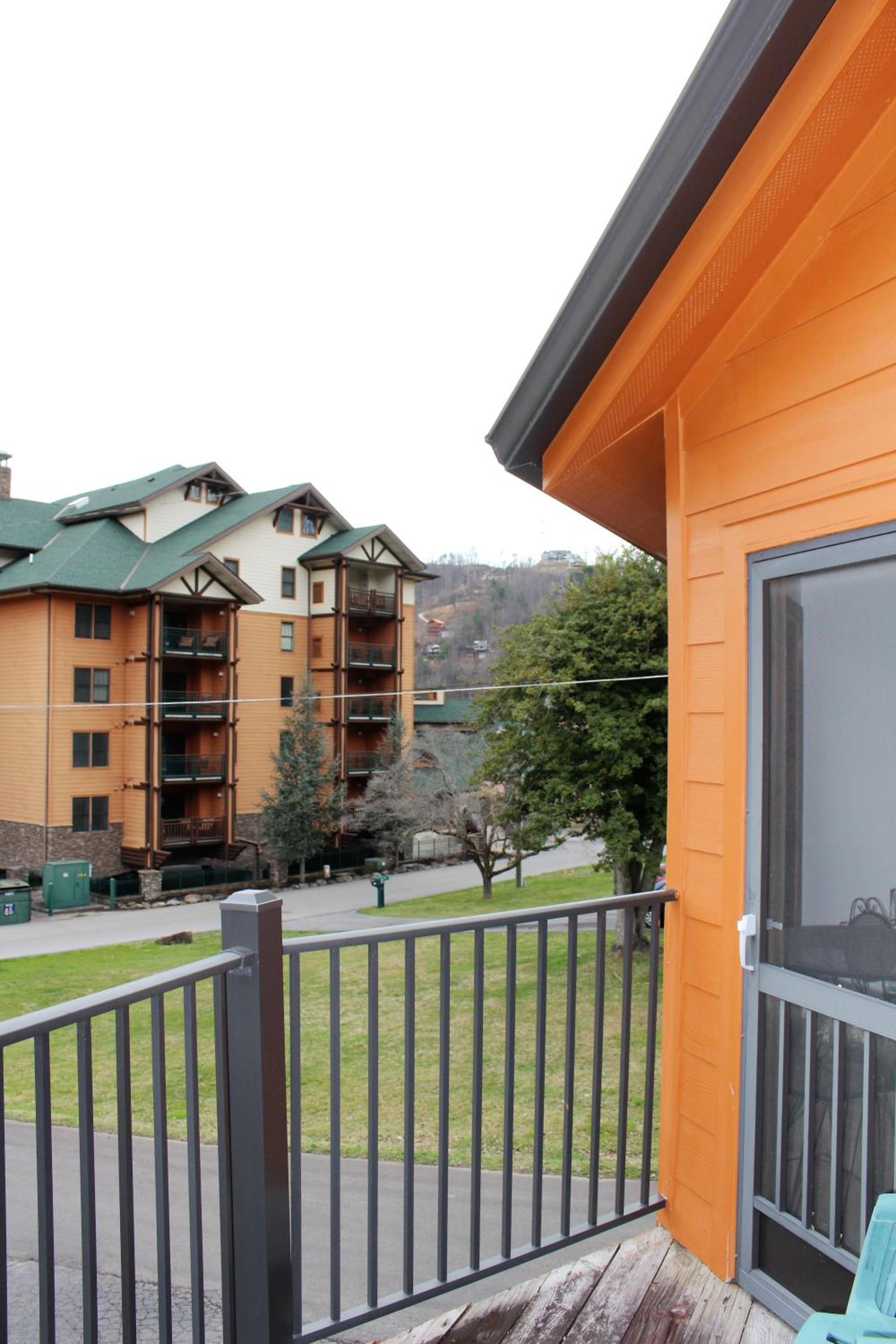 Spacious Downtown Condo Walking distance to Downtown Gatlinburg Sleeps 6 guests view 5