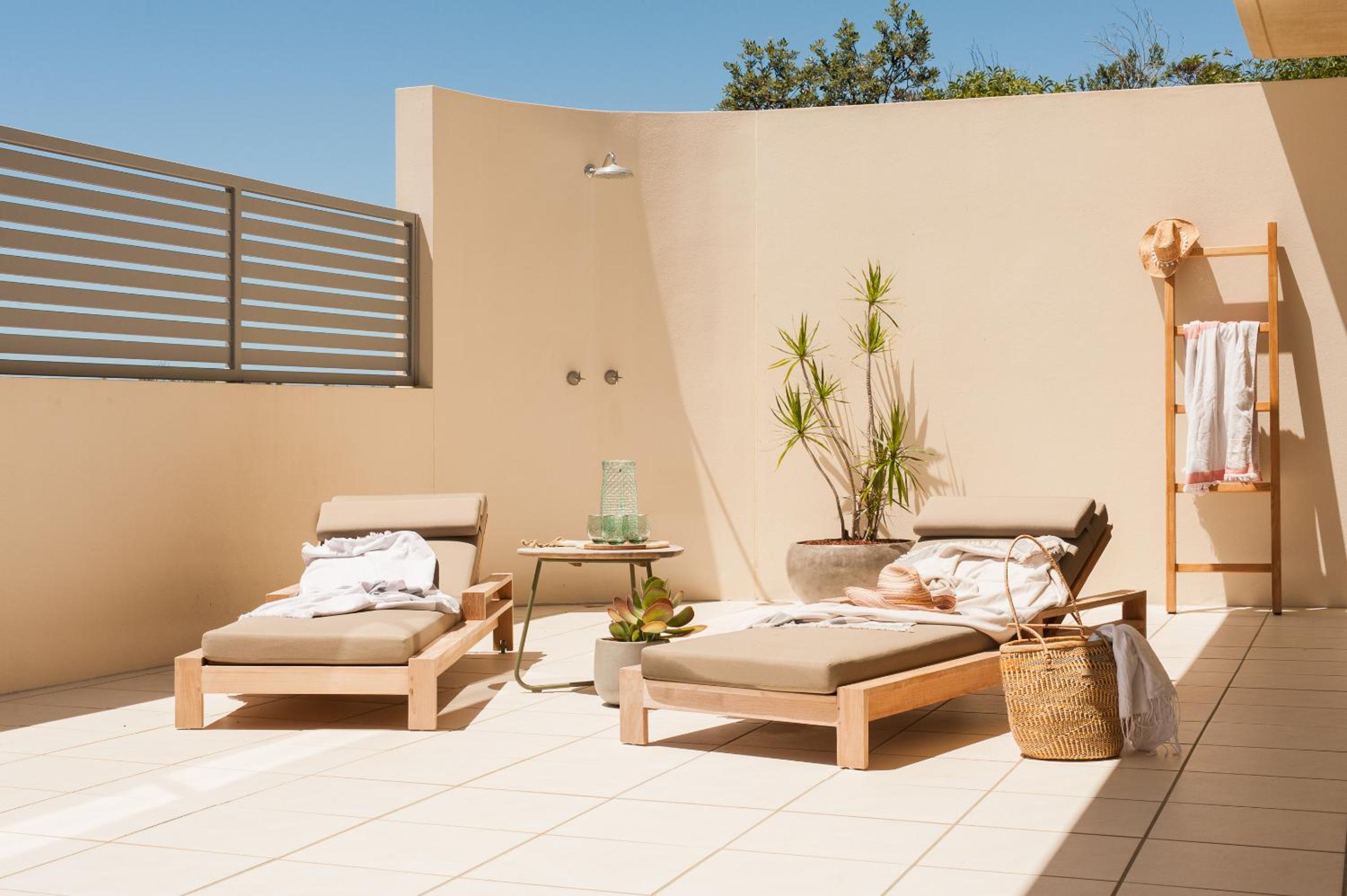 Indulge at Iluka, Castaways Beach