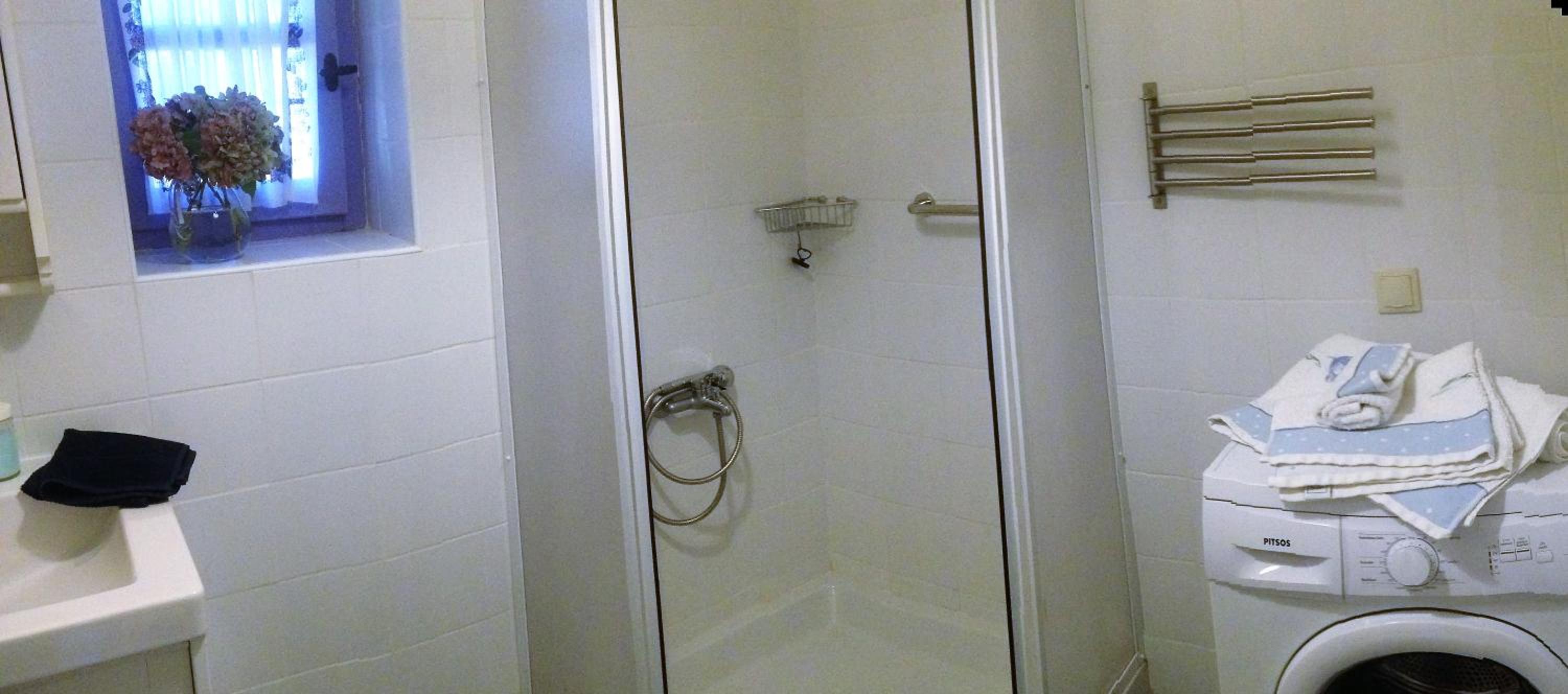 Photo 36