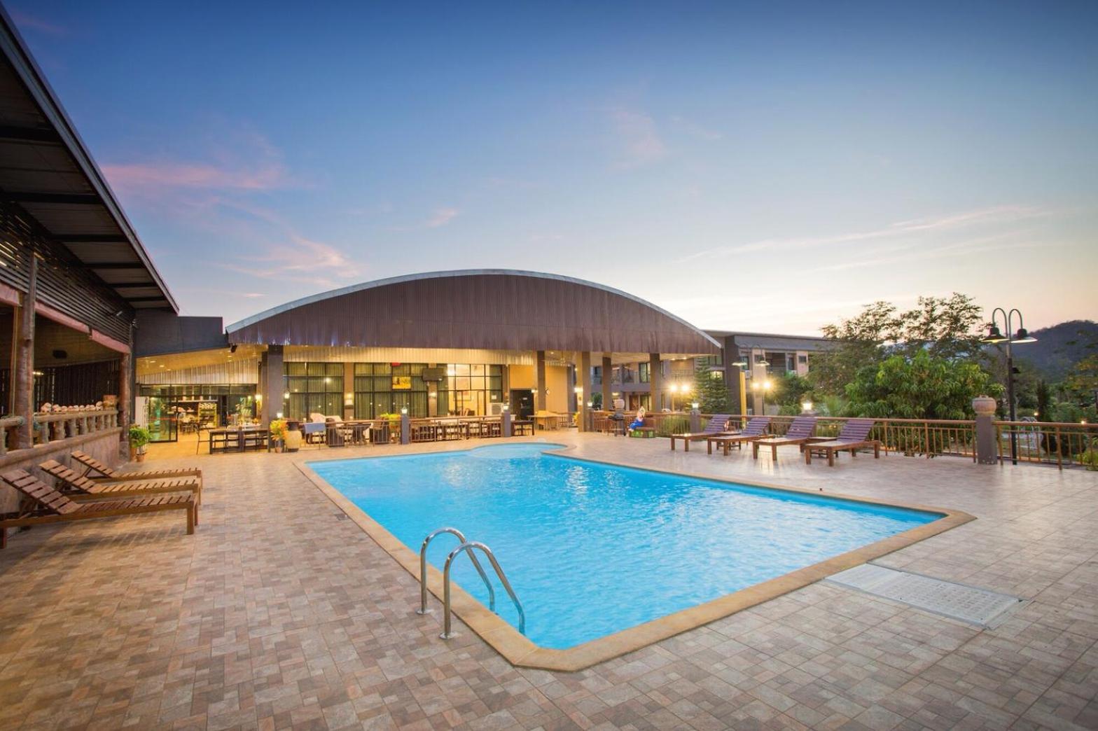 Grandsiri Resort KhaoYai
