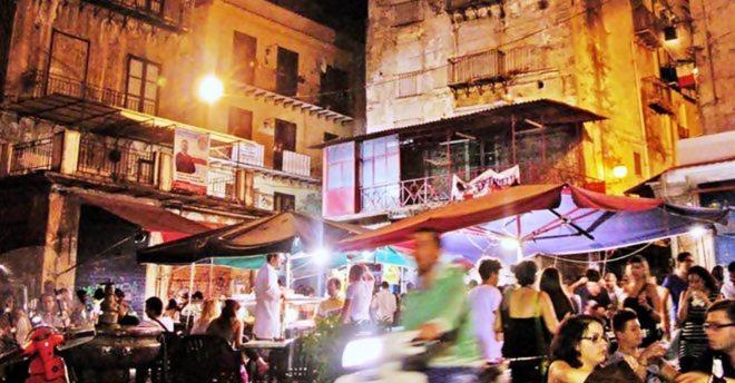 In the heart of Kalsa, a green and quiet terrace, Free Parking