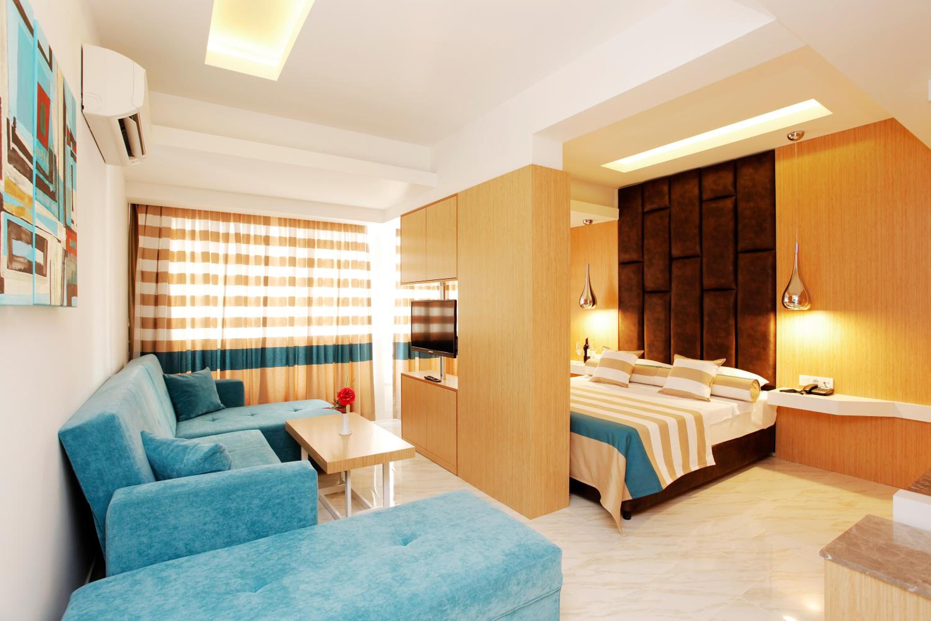 Kleopatra Suit Hotel - Image 8