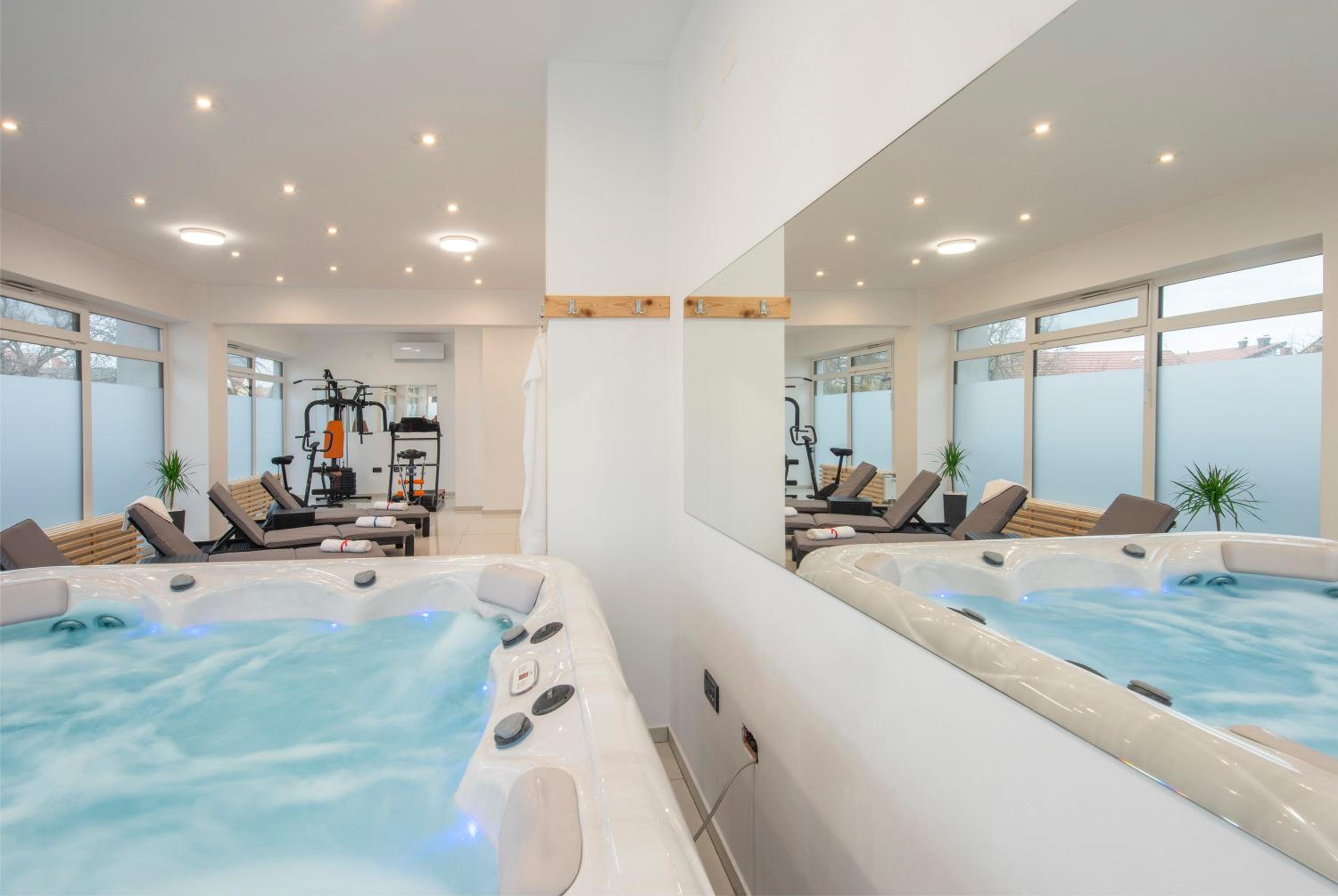 Ratkajec Luxury Apartments view 4