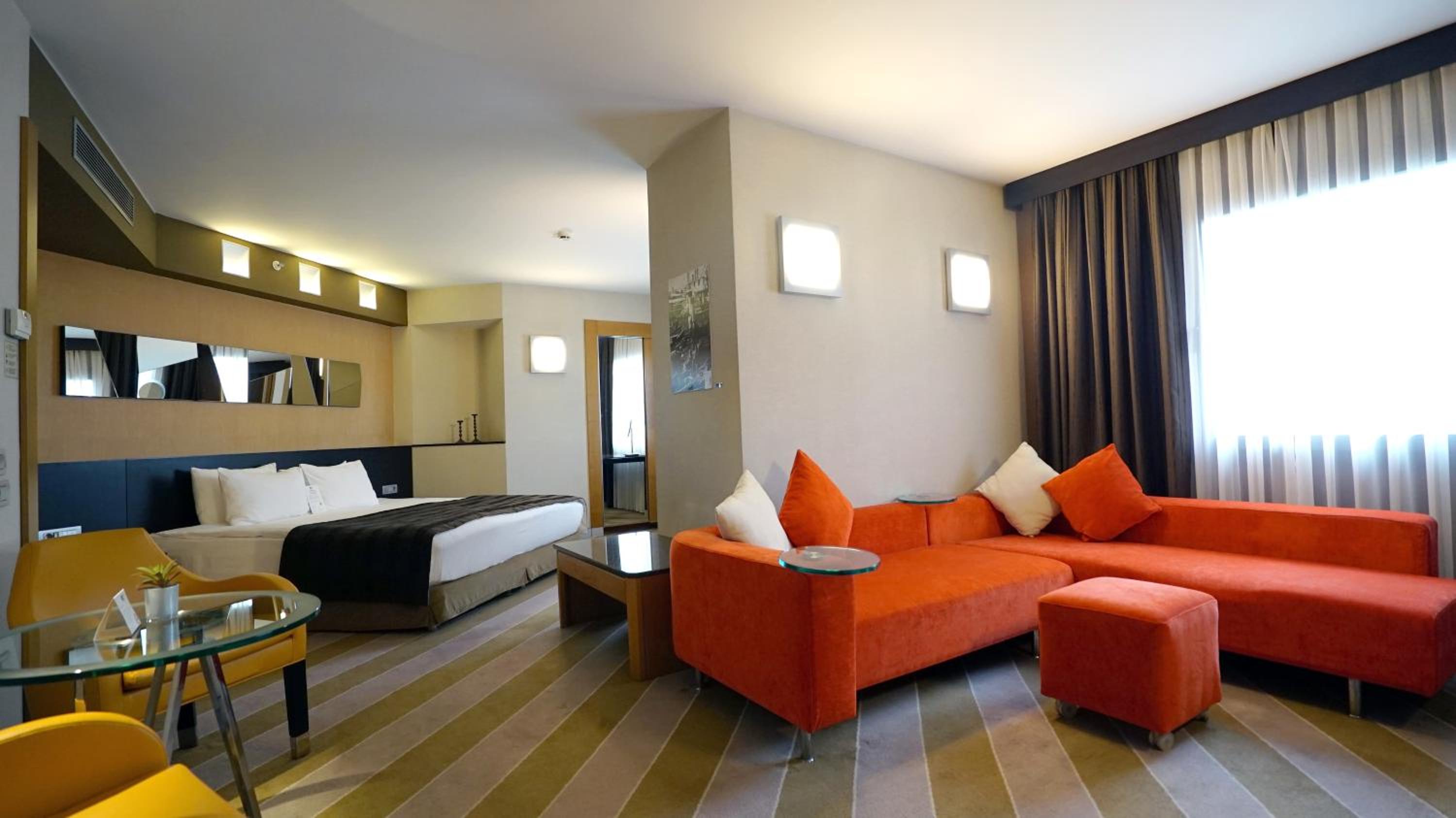 Point Hotel Taksim - Image 75
