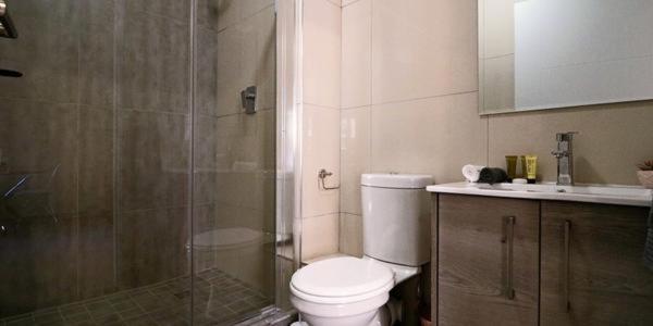 Johannesburg Vacations - Lakeside Apartments - Property Image 22