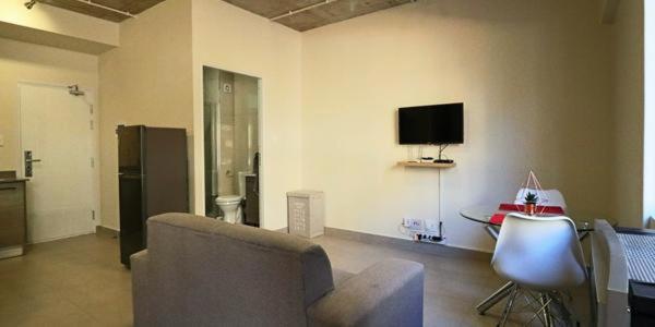 Johannesburg Vacations - Lakeside Apartments - Property Image 18
