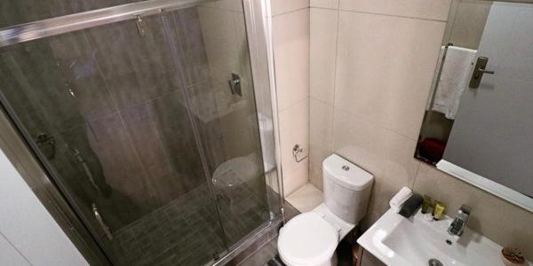 Johannesburg Vacations - Lakeside Apartments - Property Image 1