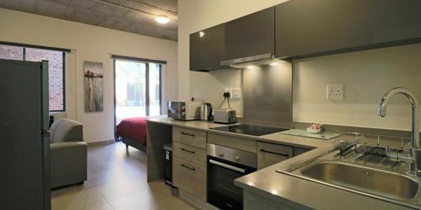 Johannesburg Vacations - Lakeside Apartments - Property Image 40