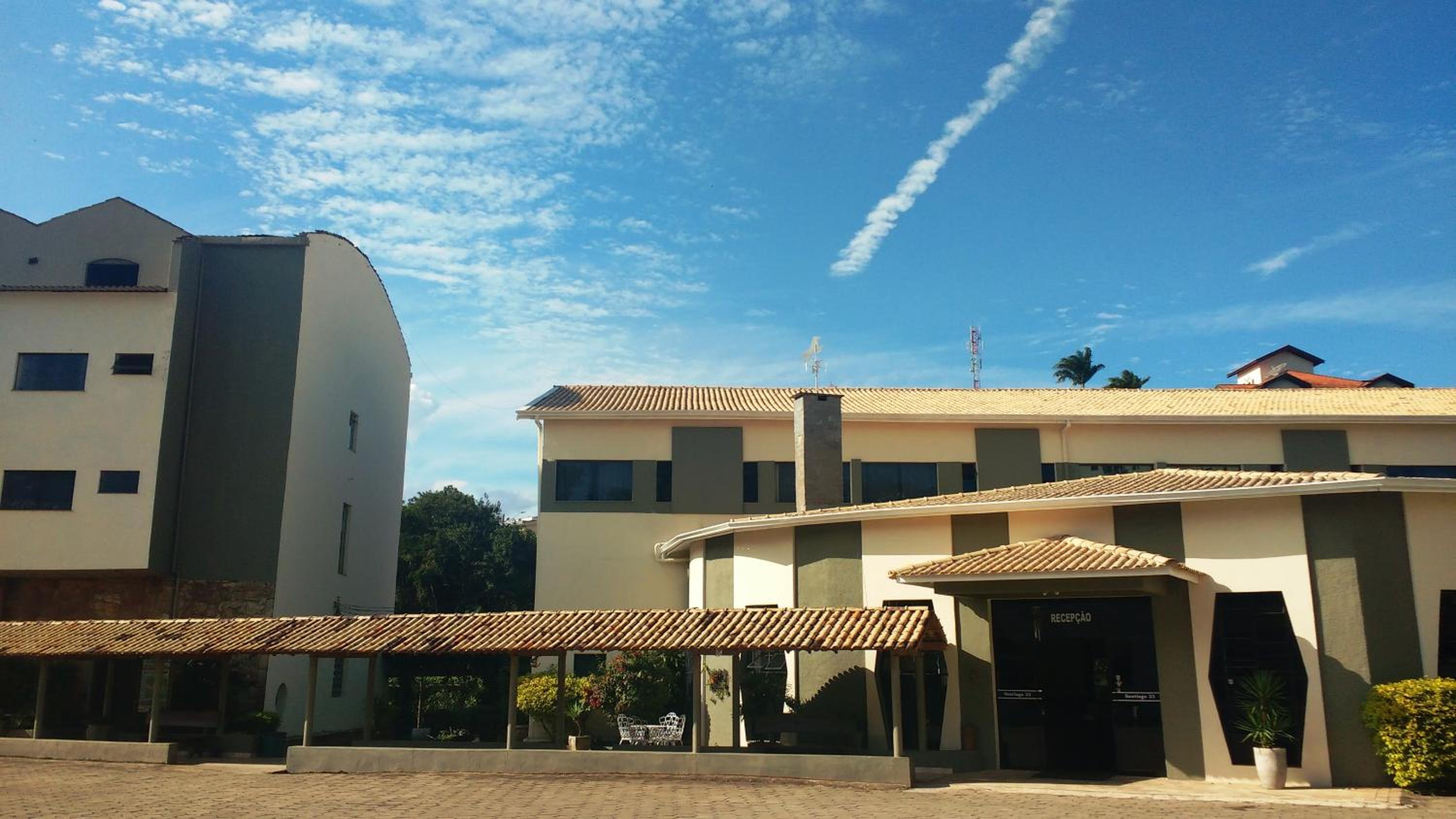 Hotel Santiago - Image 1