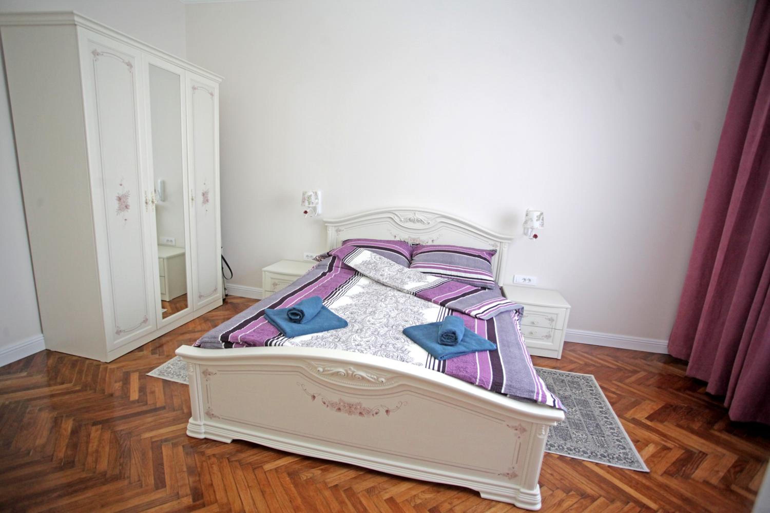 City Center Belgrade Queen Apartment Skadarlija view 3