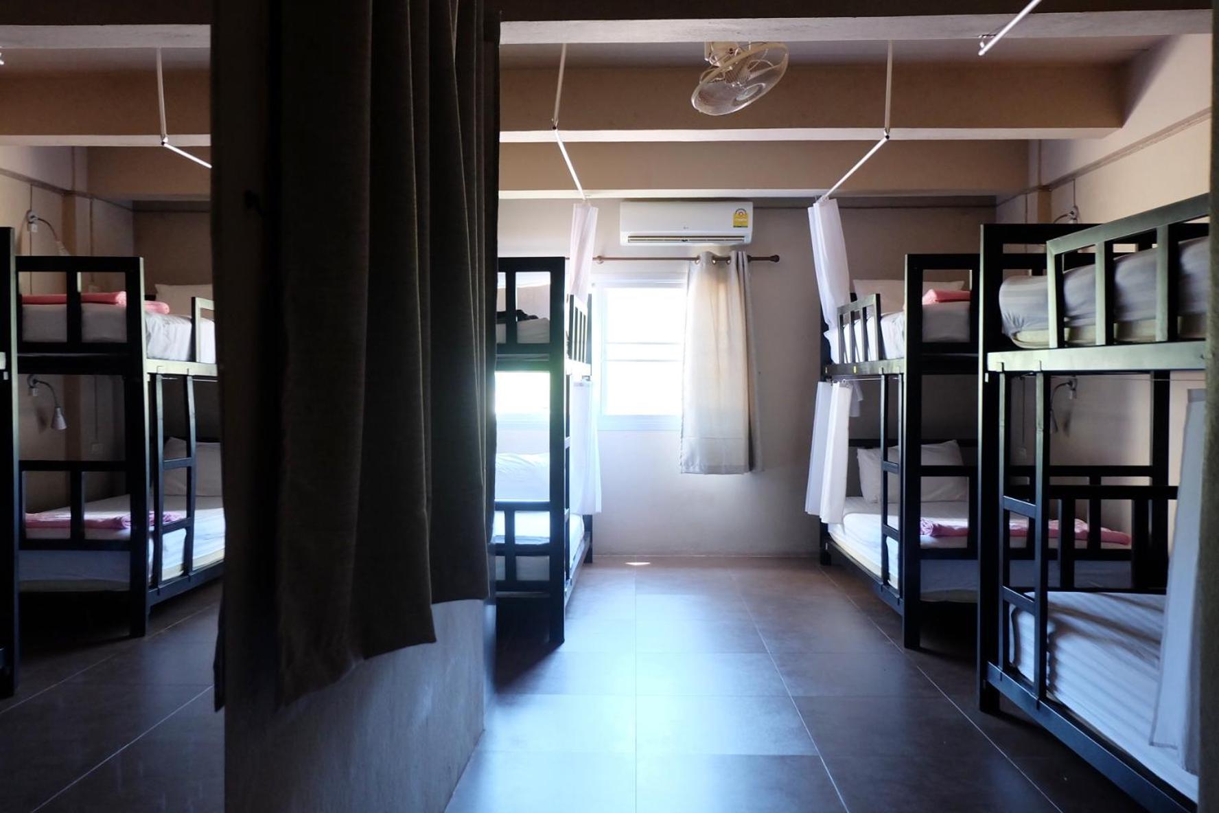 Non La Mer Hostel - Bed & Yoga