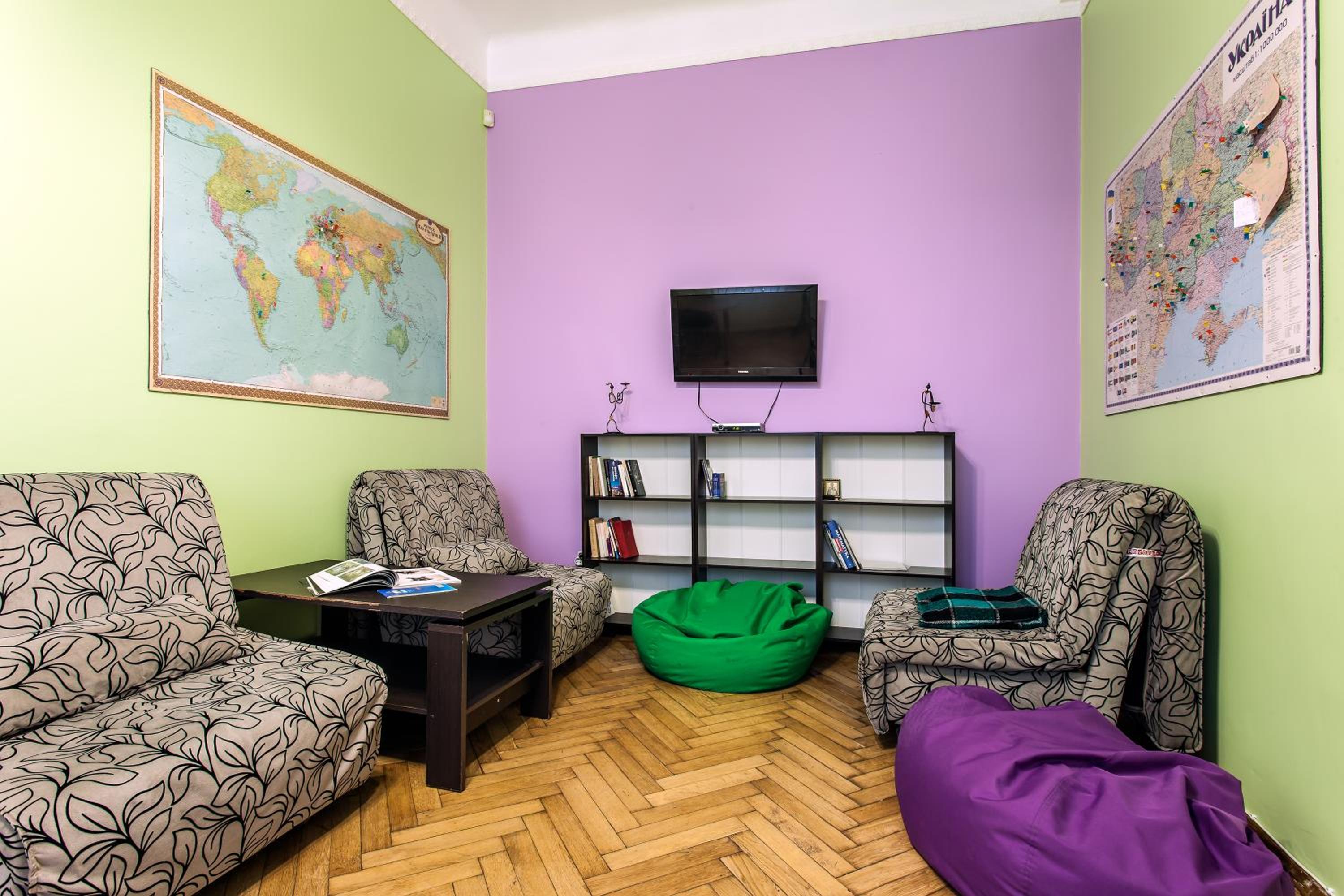 Centrum Hostel view 3
