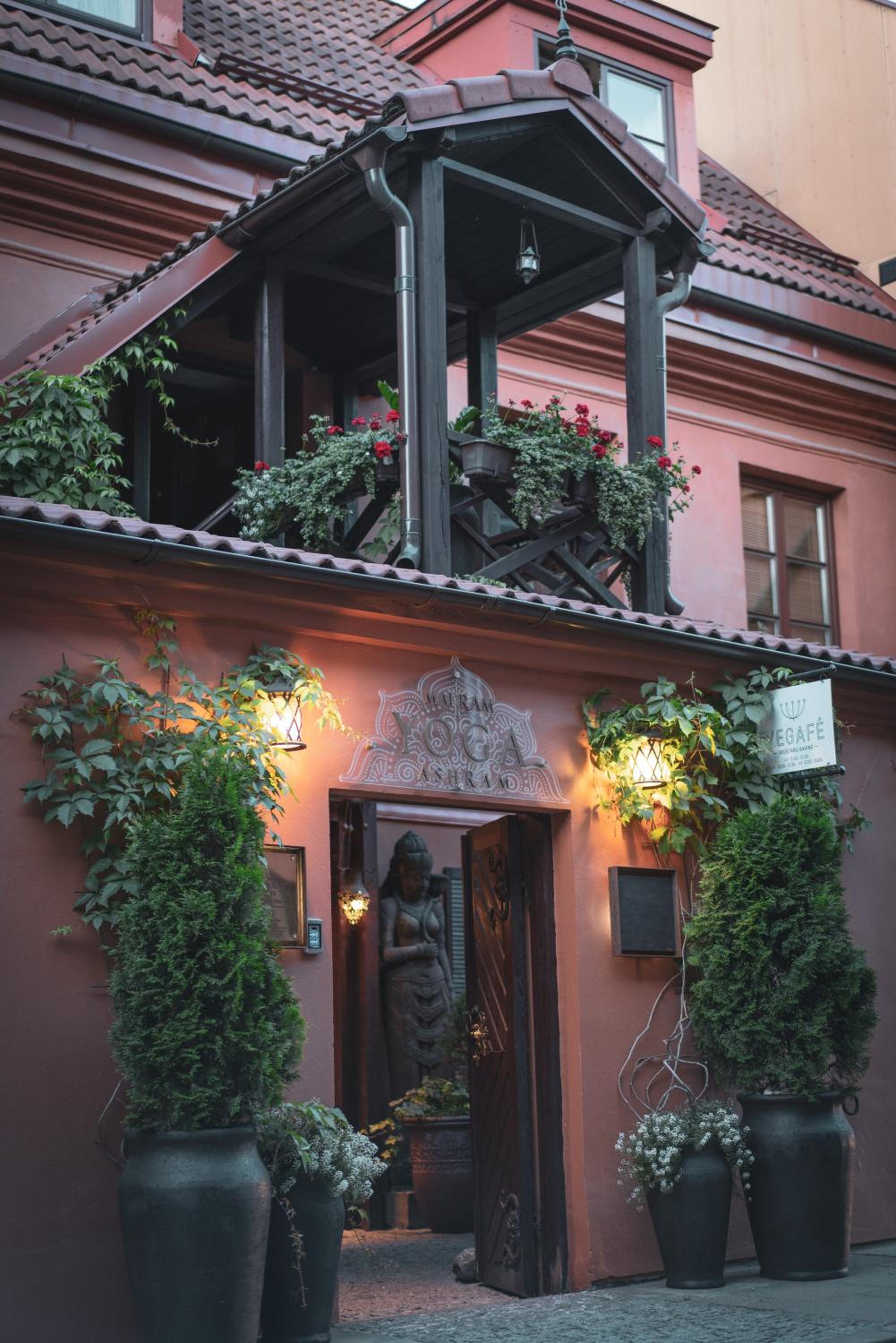 Photo 7