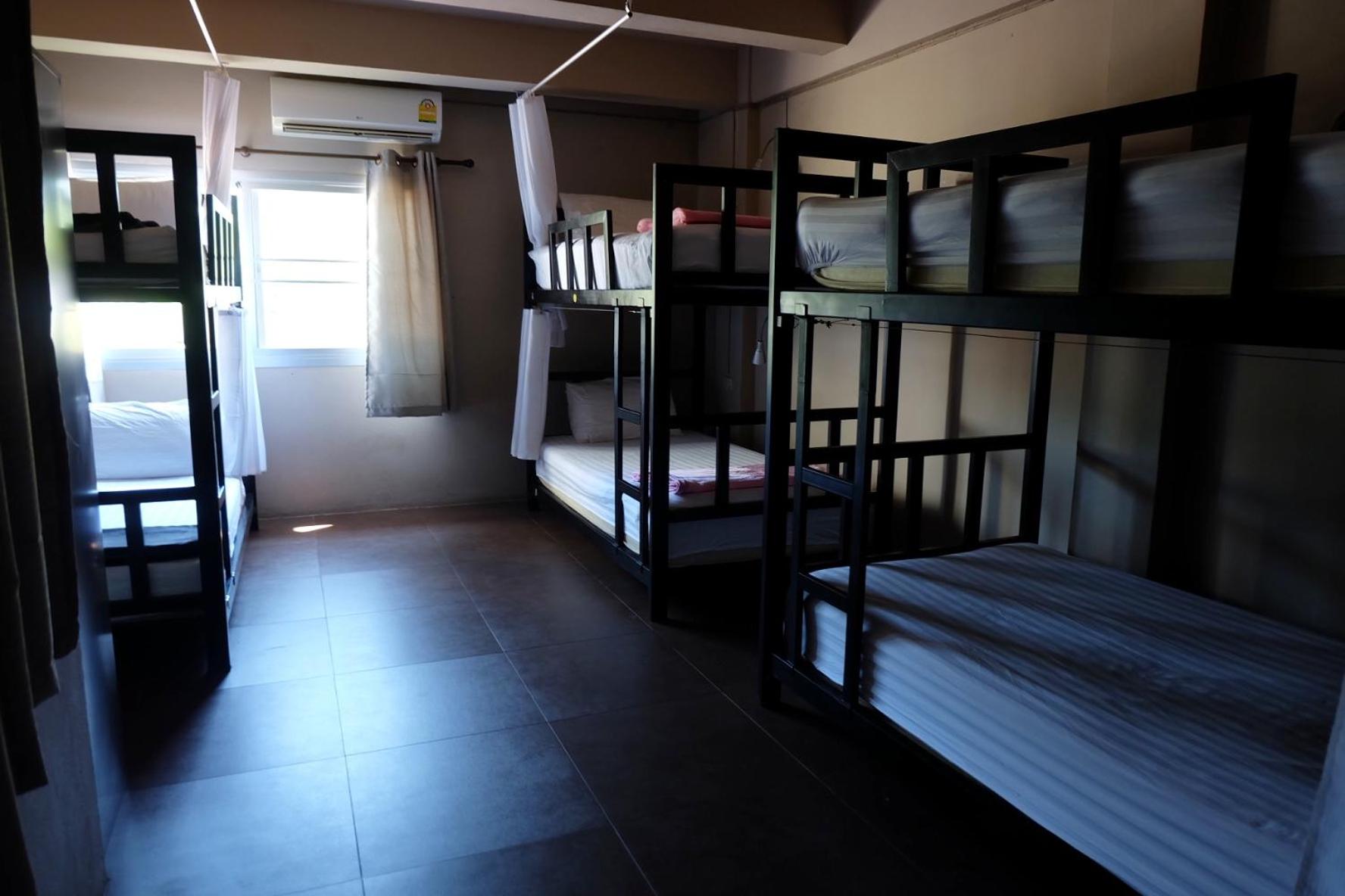 Non La Mer Hostel - Bed & Yoga